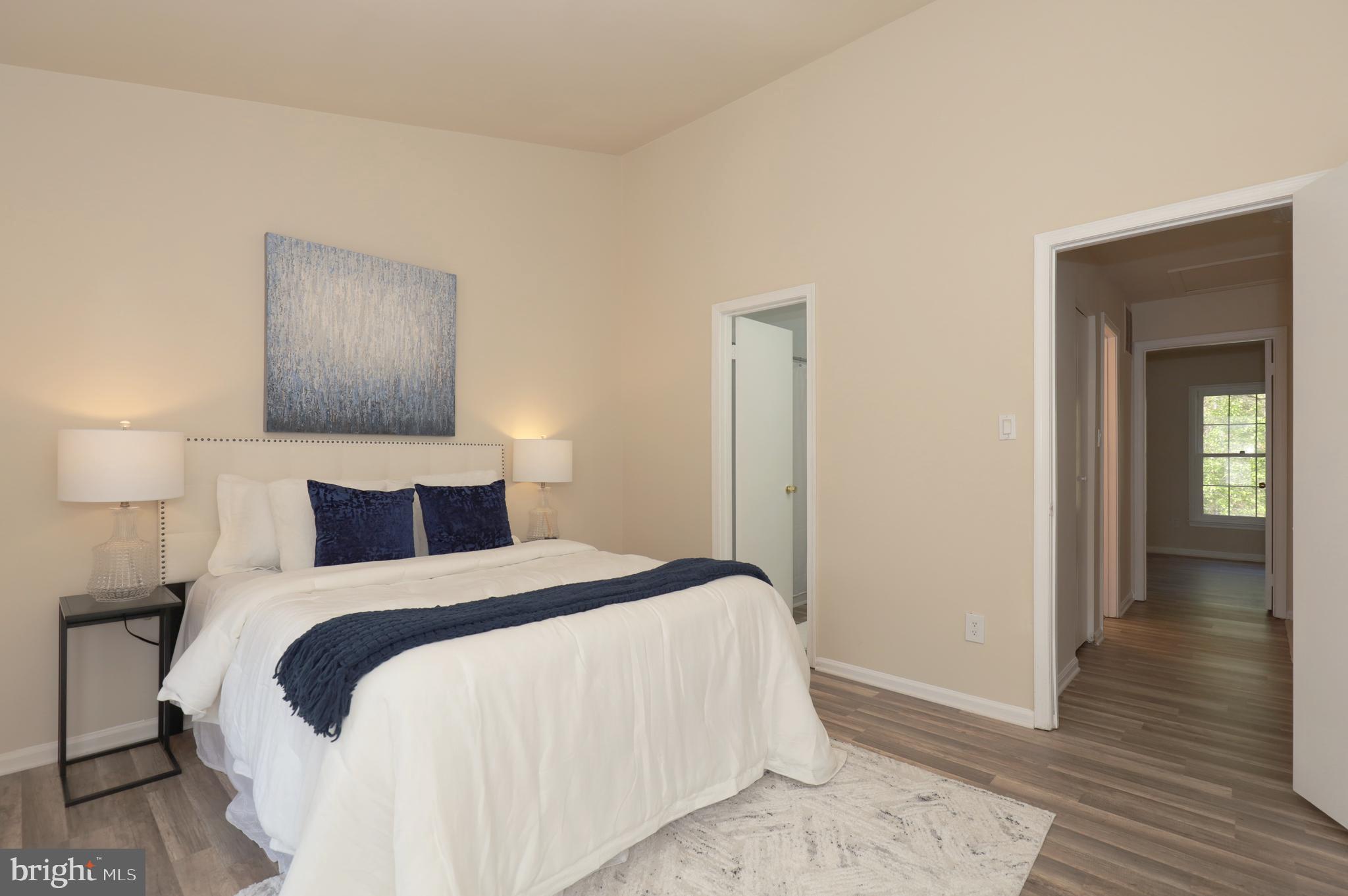 SPRINGFIELD OAKS - Residential