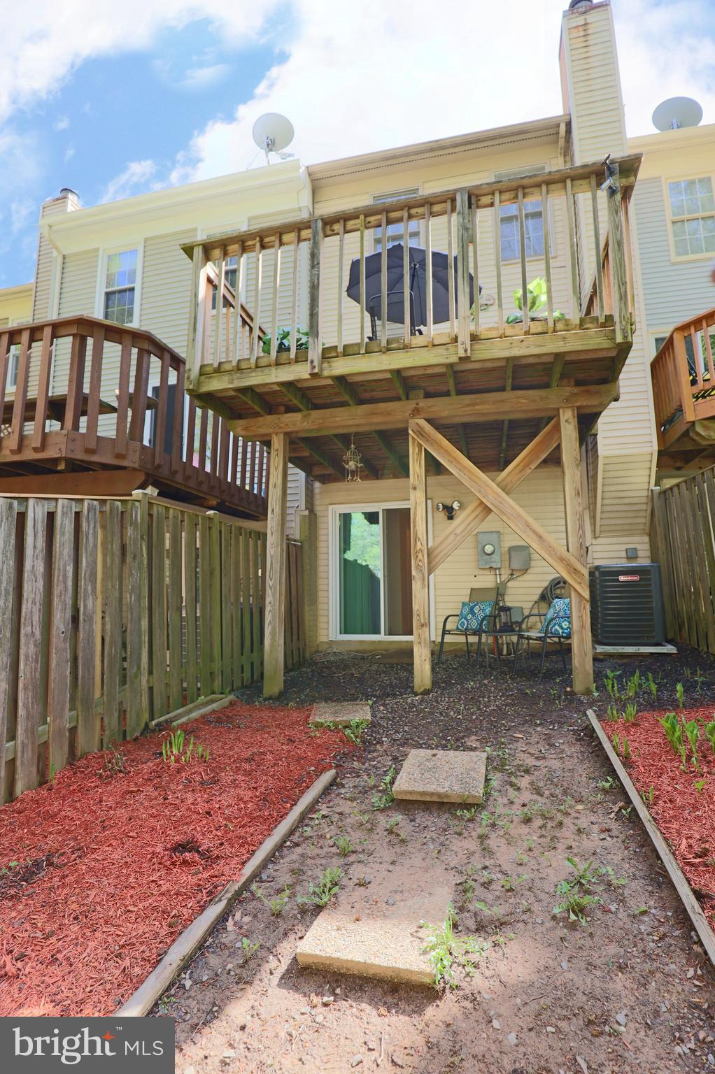 SPRINGFIELD OAKS - Residential