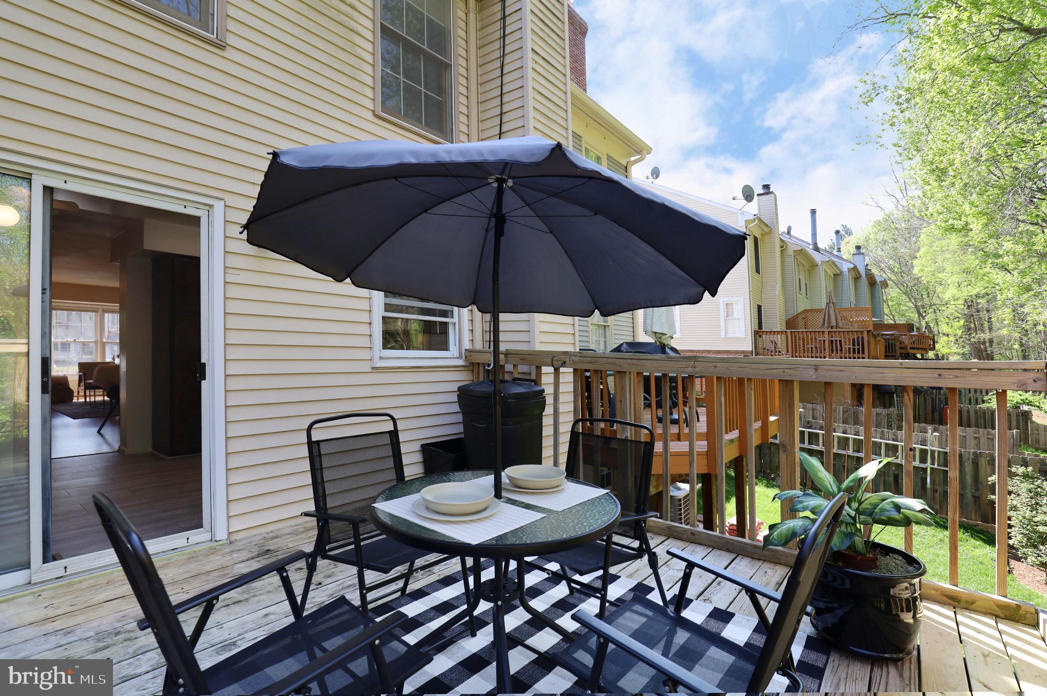 SPRINGFIELD OAKS - Residential