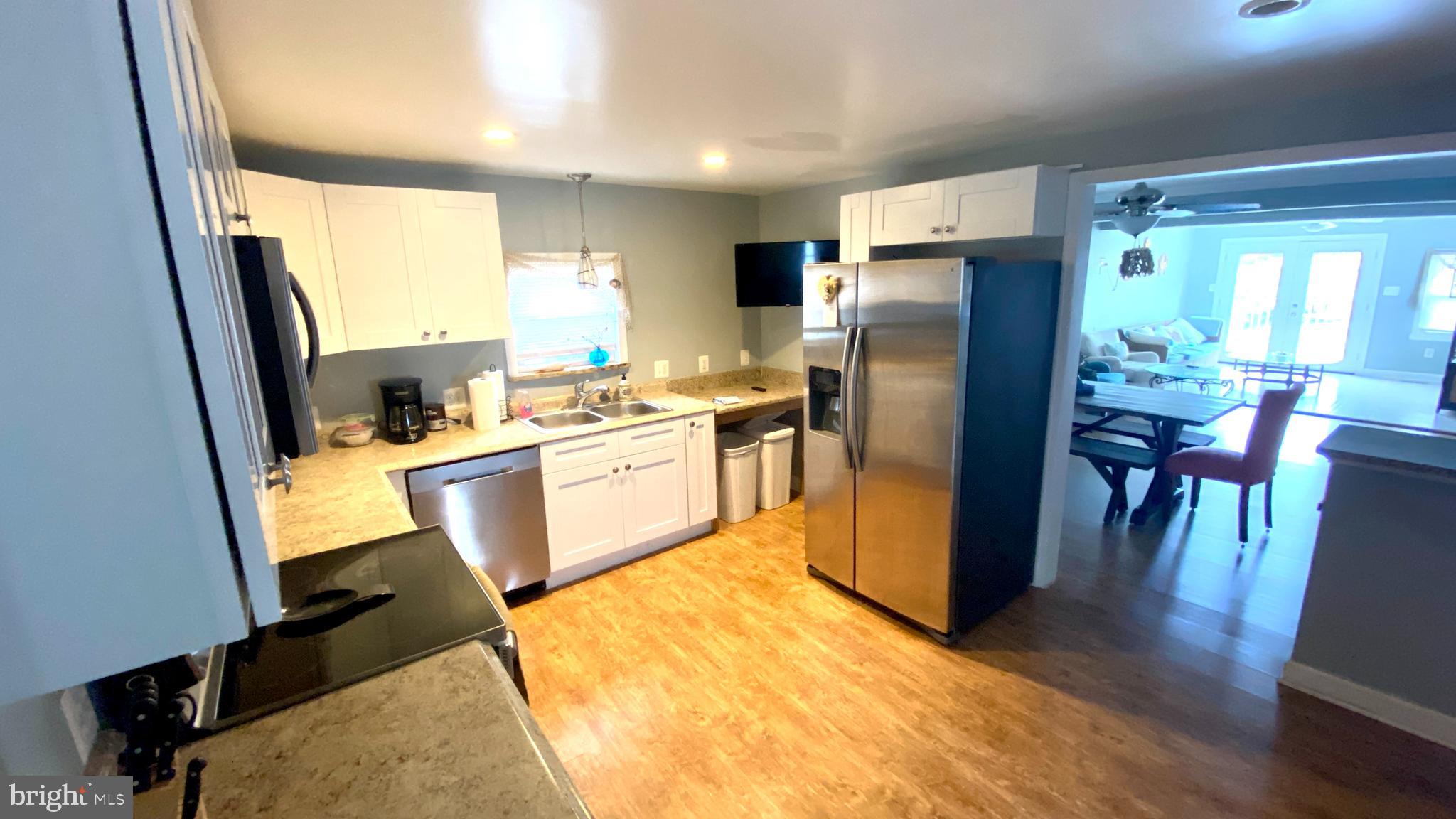 COBB ISLAND - Residential