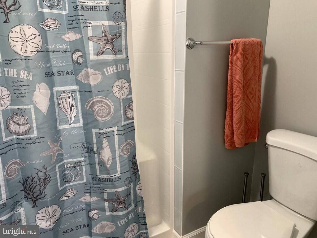 COBB ISLAND - Residential