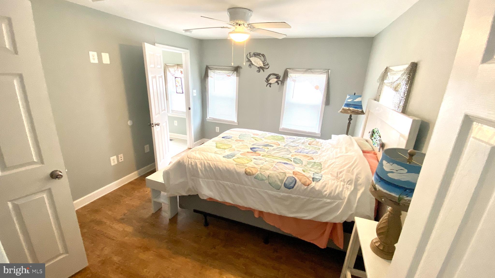 COBB ISLAND - Residential