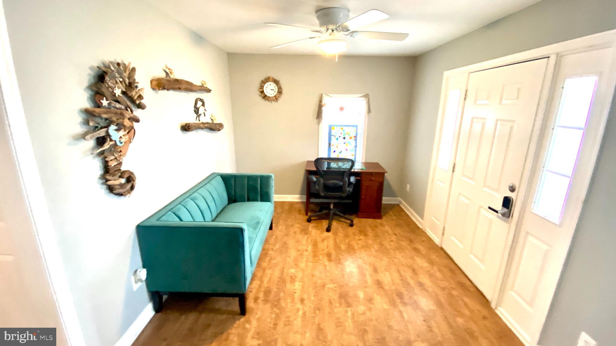 COBB ISLAND - Residential