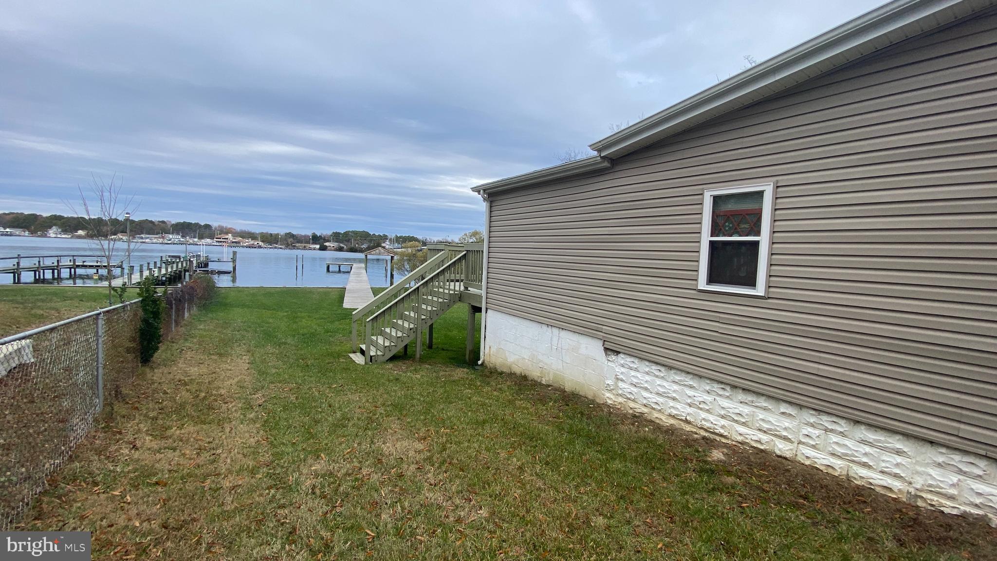 COBB ISLAND - Residential