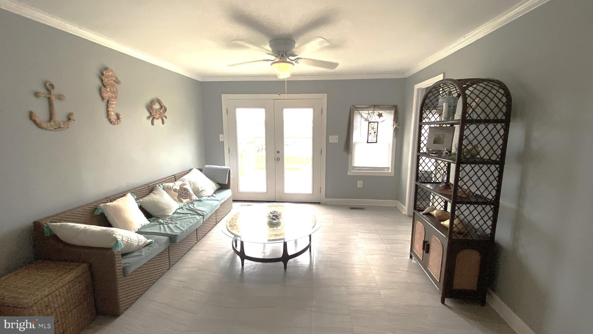 COBB ISLAND - Residential