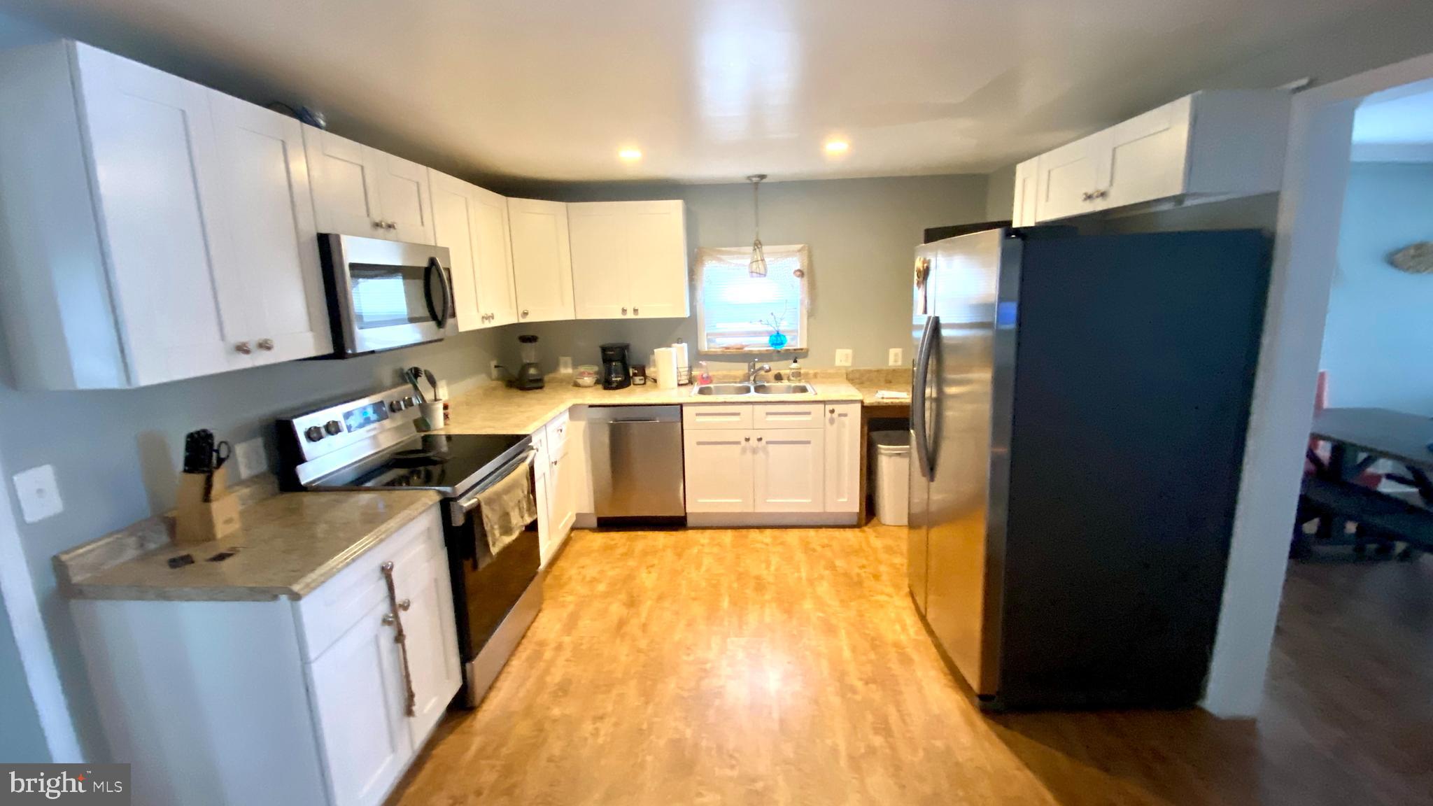 COBB ISLAND - Residential