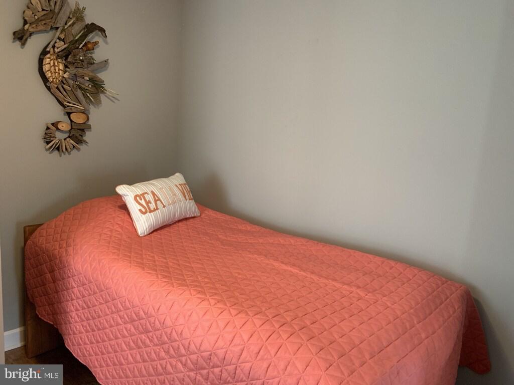 COBB ISLAND - Residential