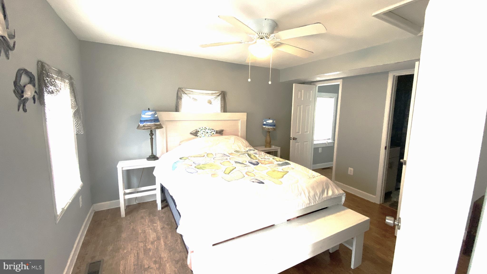 COBB ISLAND - Residential