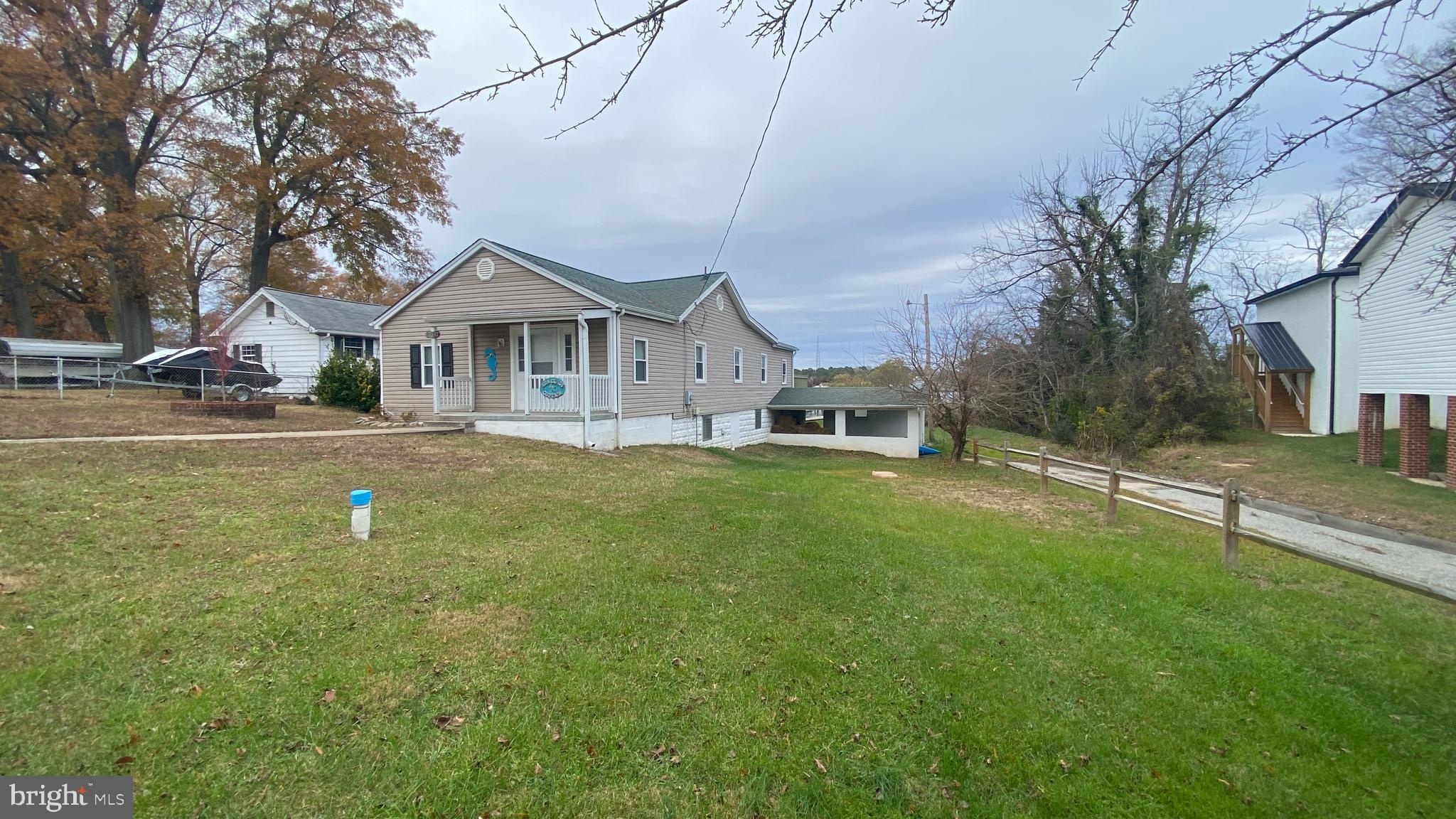 COBB ISLAND - Residential