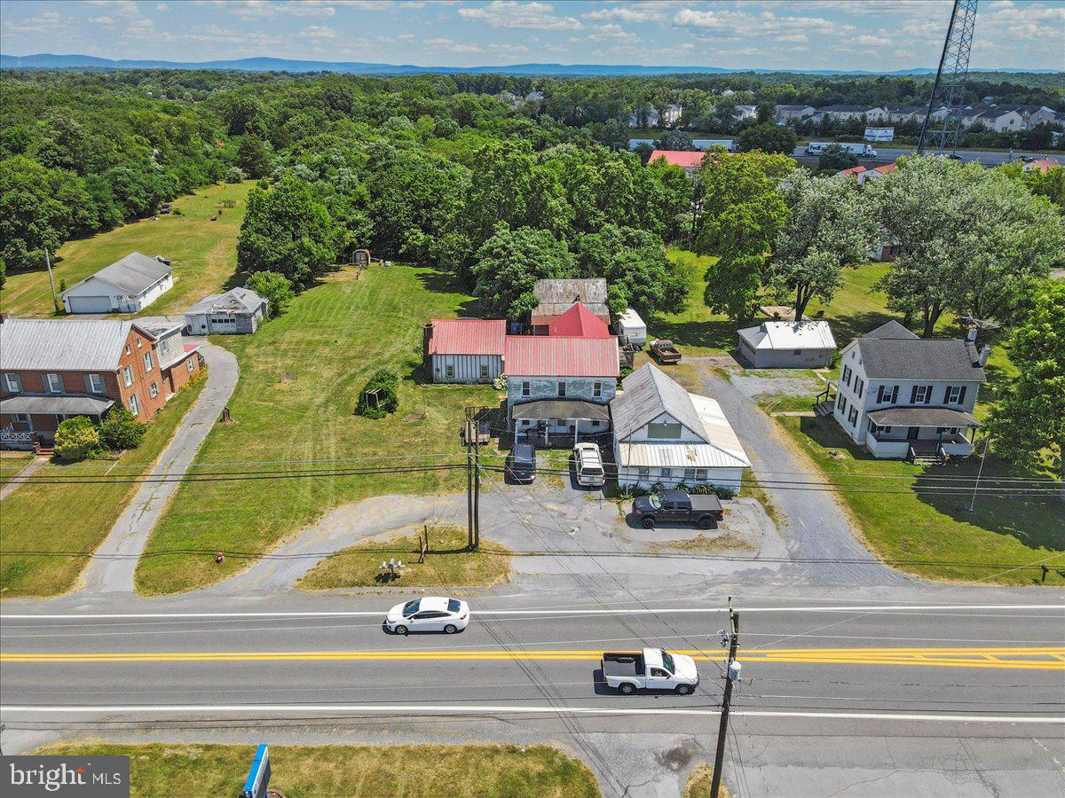 9038 WILLIAMSPORT PIKE