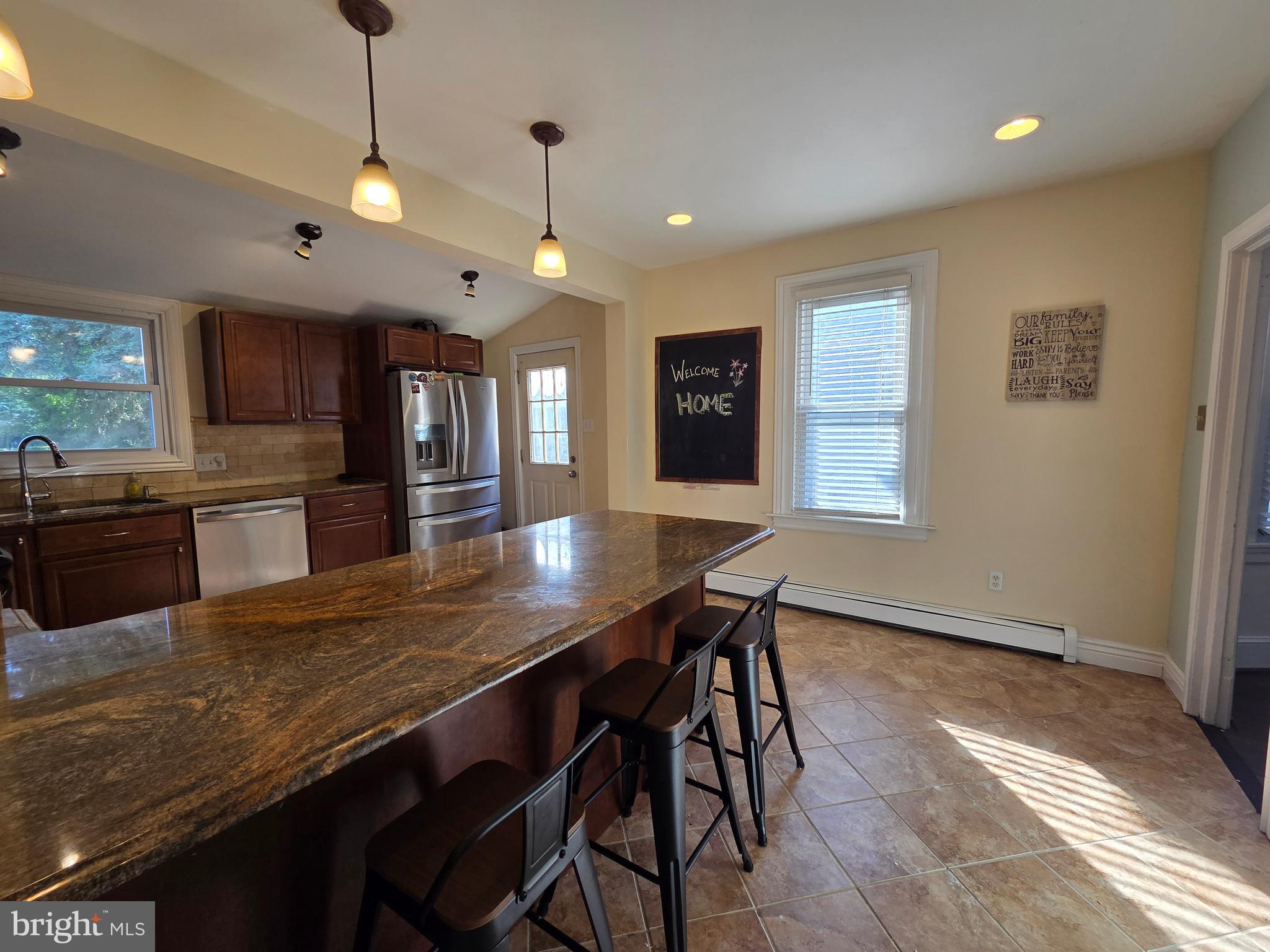 CHELTENHAM VIL - Residential