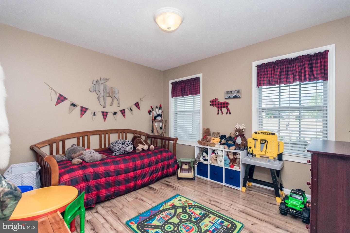 SPRING HILL - Residential