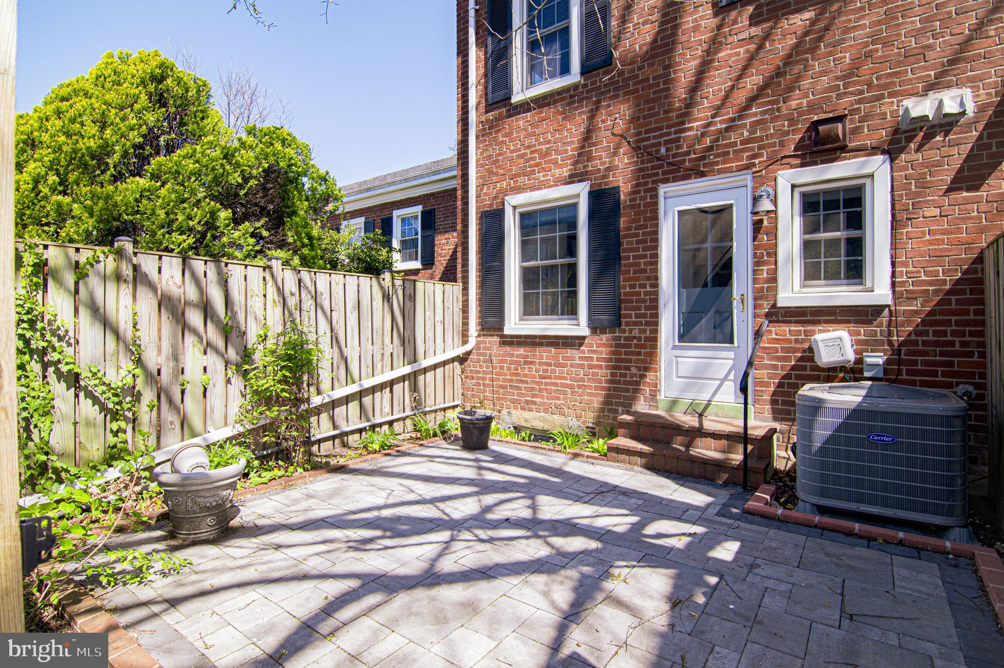 FAIRLINGTON GREEN - Residential Lease