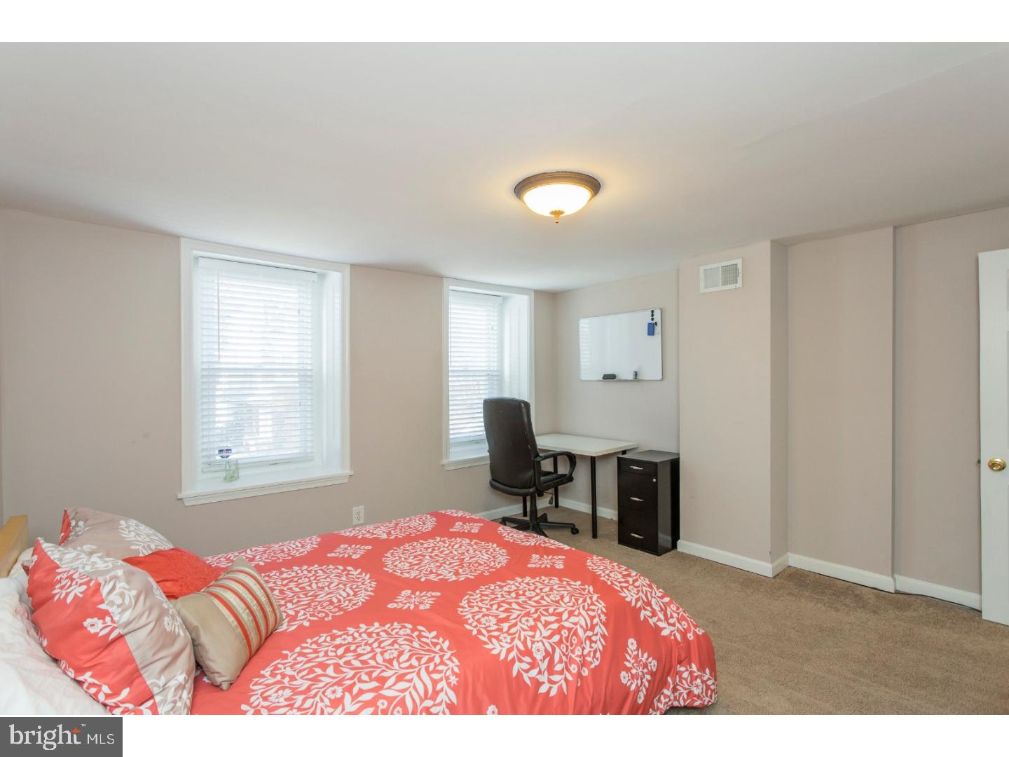 ROXBOROUGH - Residential