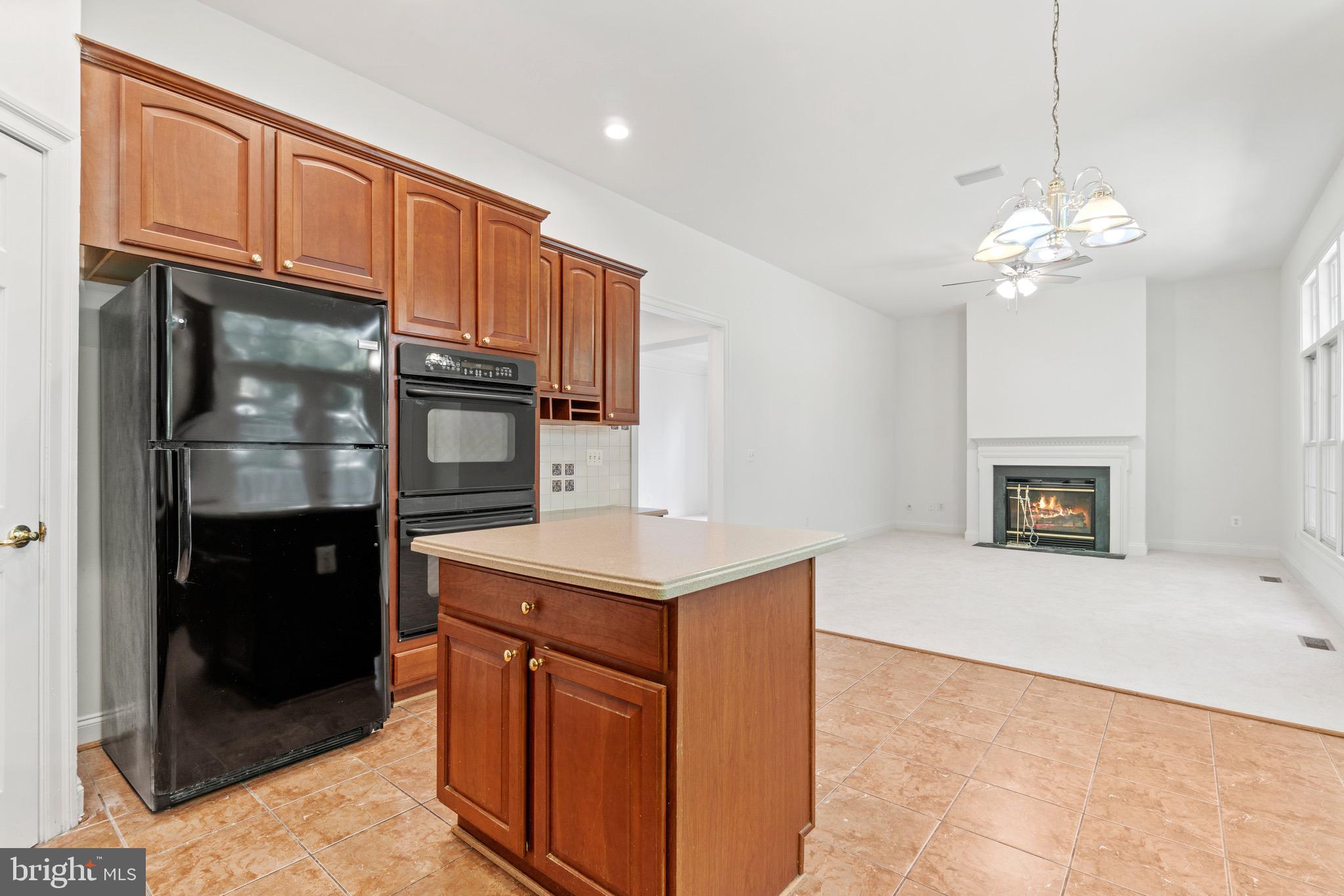 PRINCE WILLIAM TOWN CENTER - Residential Lease