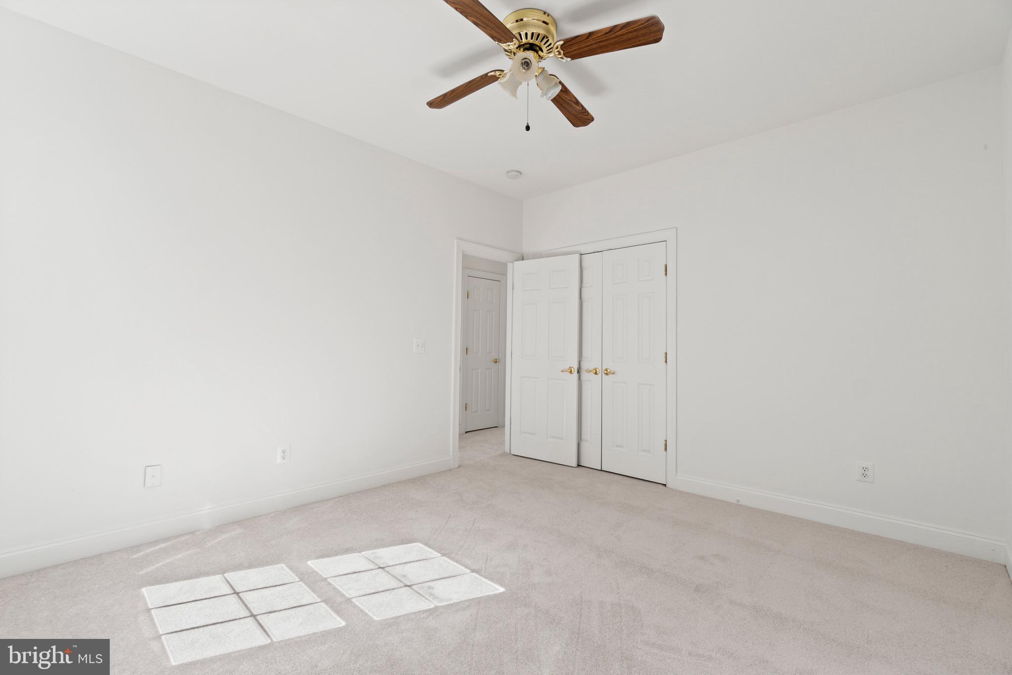 PRINCE WILLIAM TOWN CENTER - Residential Lease