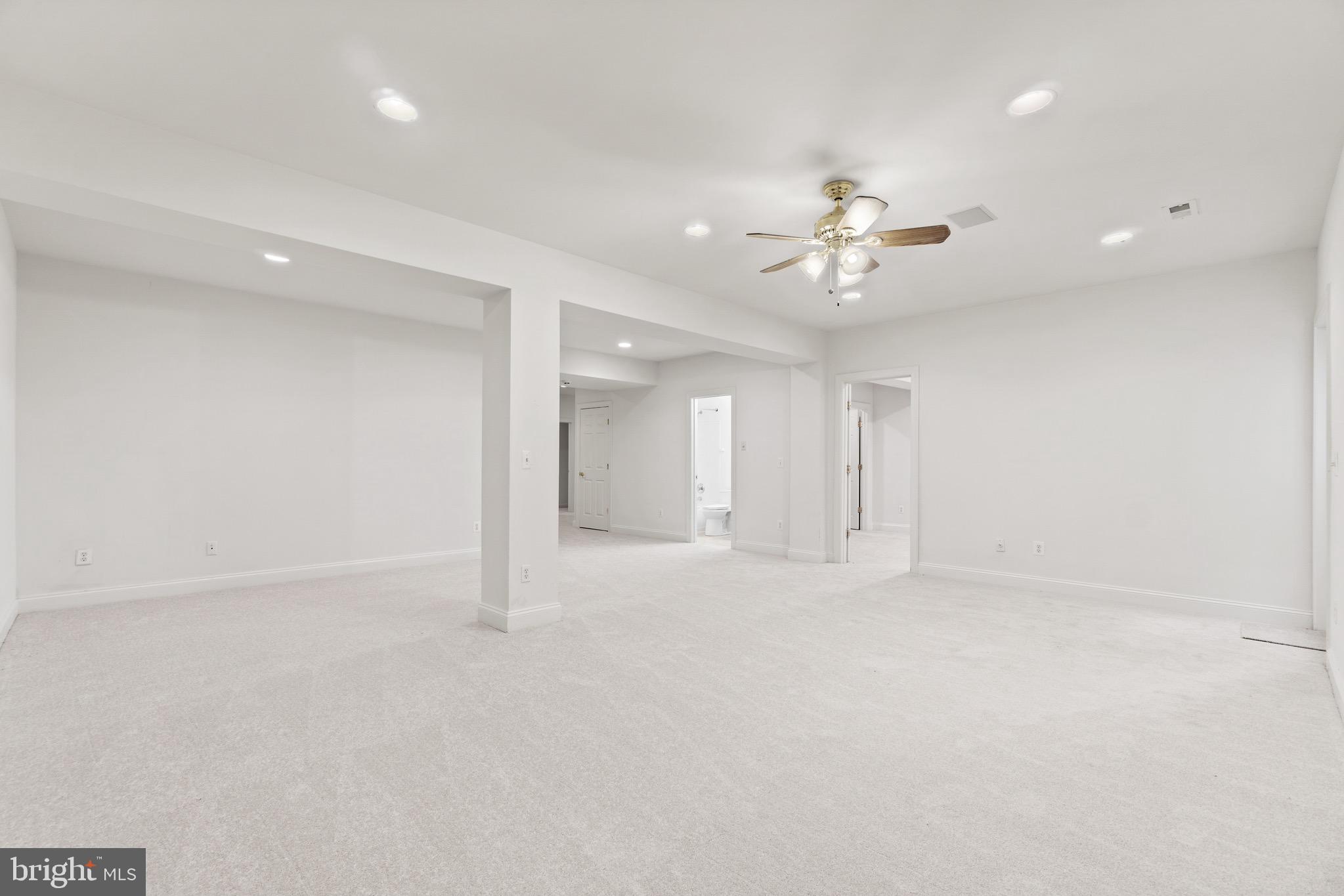 PRINCE WILLIAM TOWN CENTER - Residential Lease