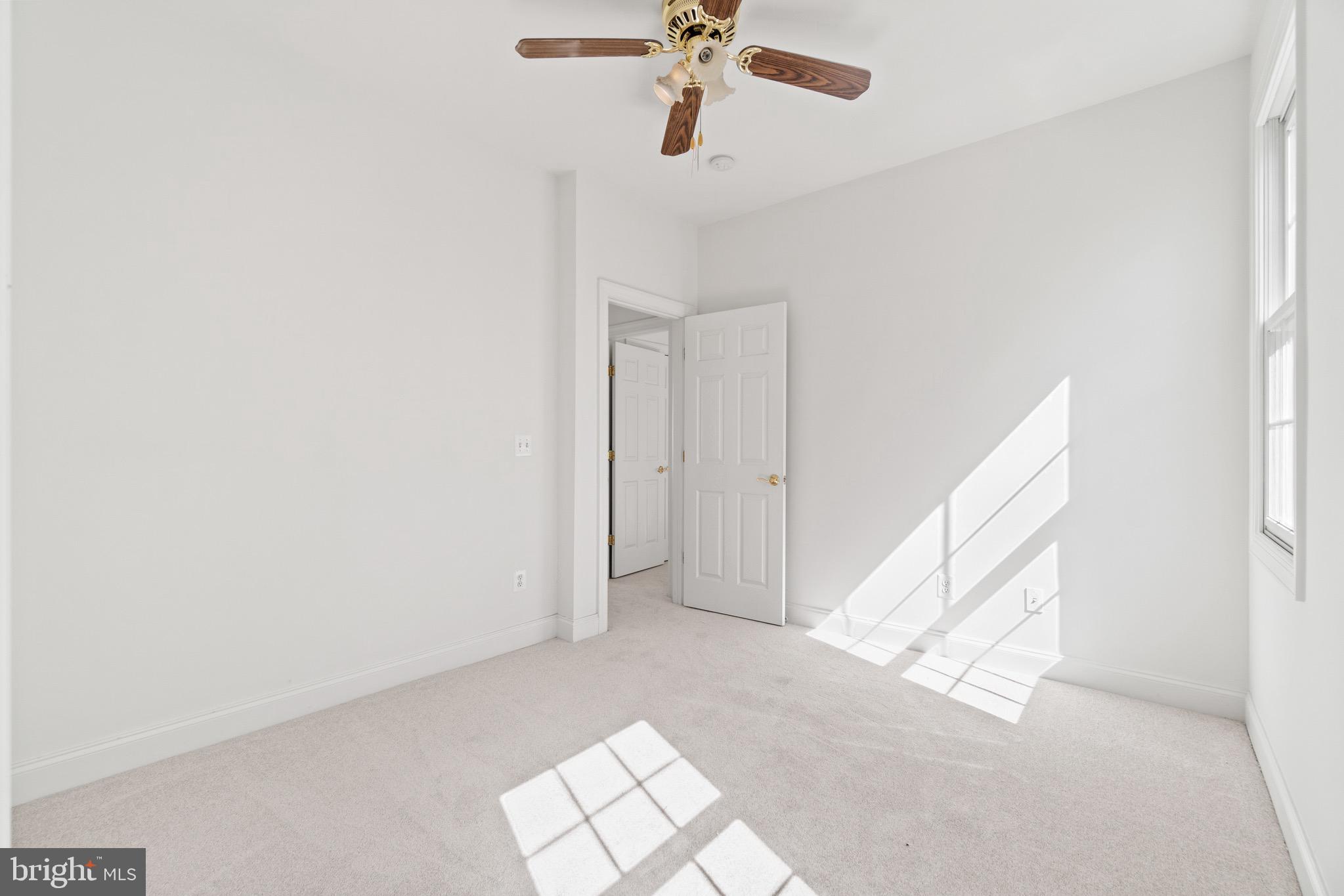 PRINCE WILLIAM TOWN CENTER - Residential Lease