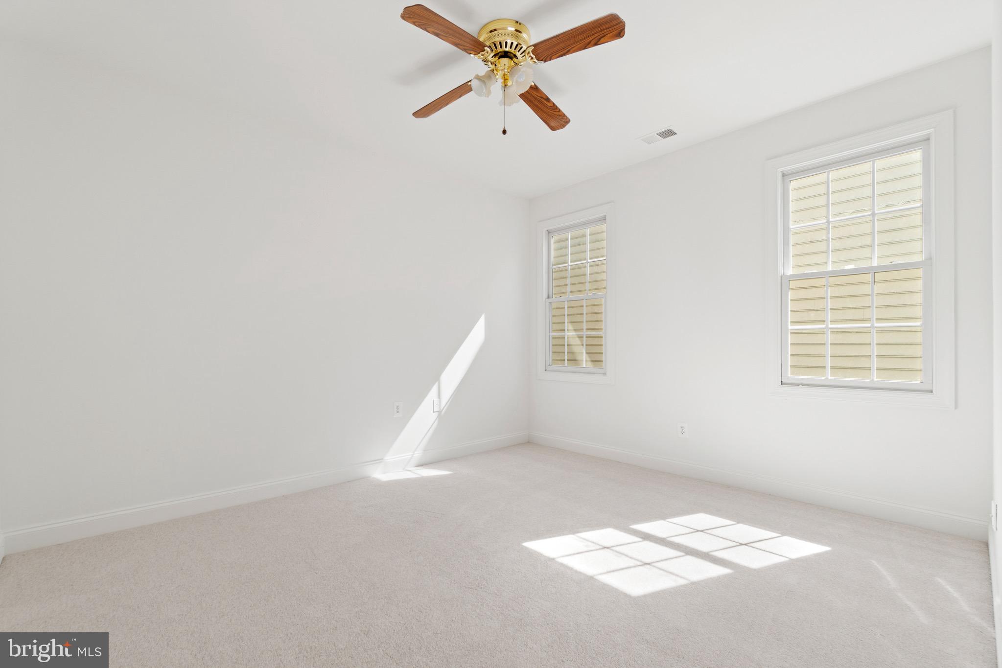 PRINCE WILLIAM TOWN CENTER - Residential Lease