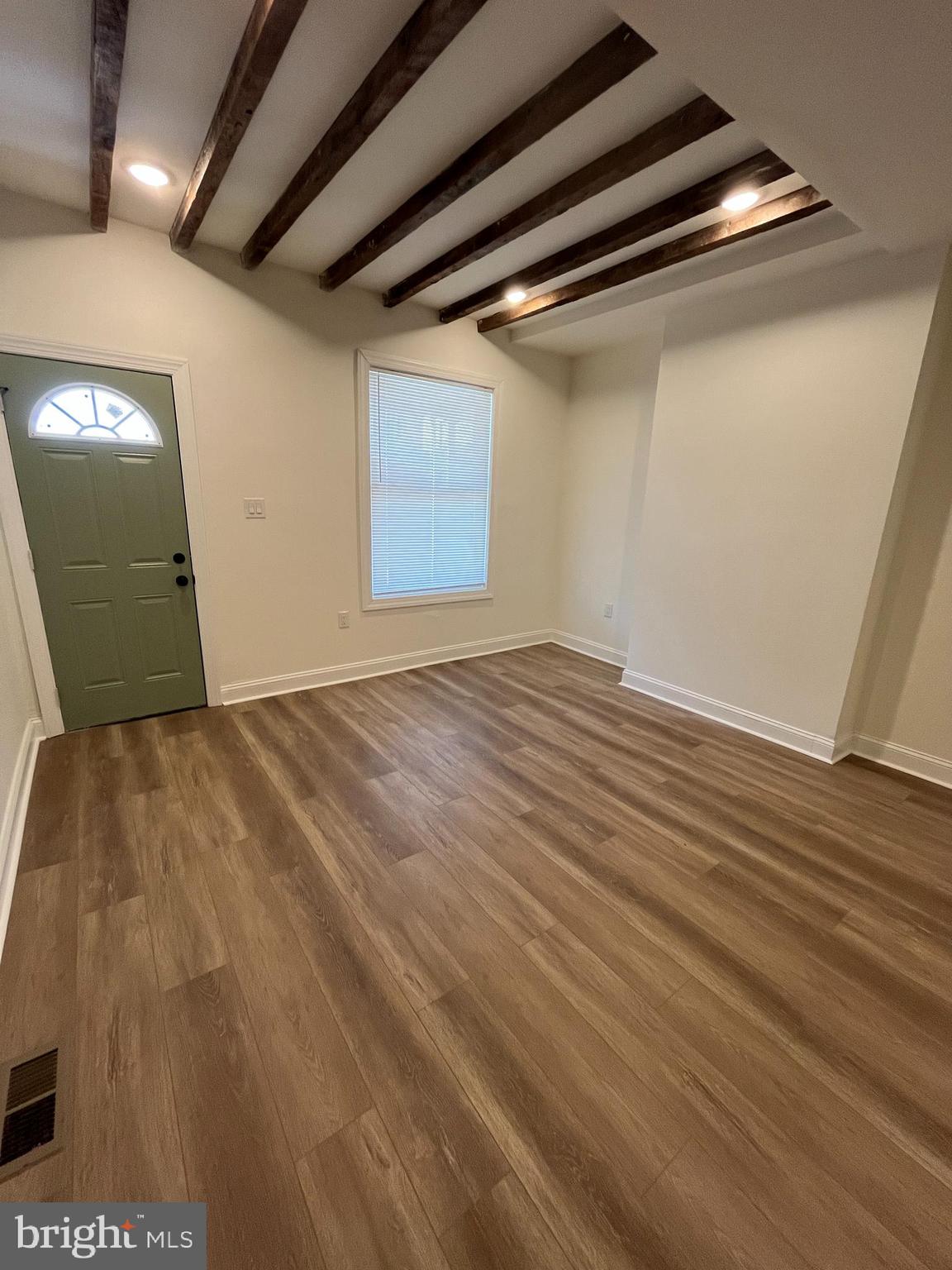 533 S SALFORD STREET