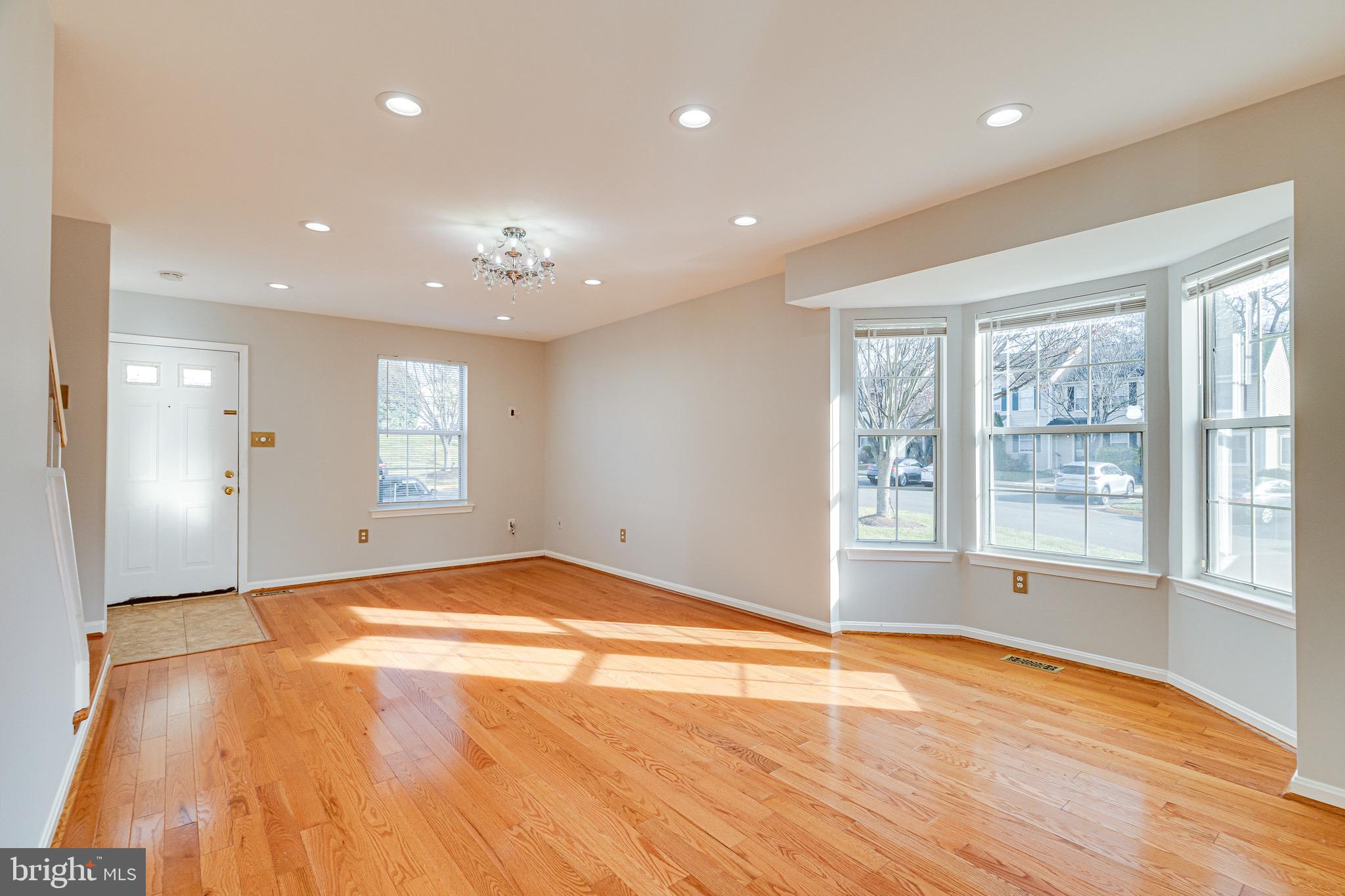 NORTH HART RUN - Residential