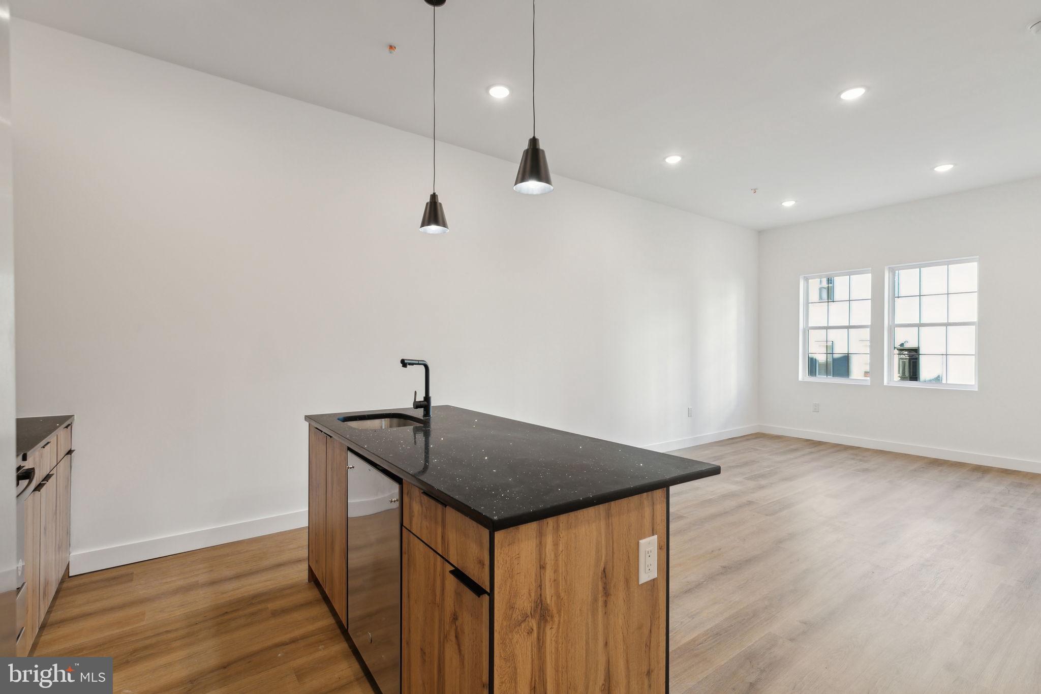 TEMPLE UNIVERSITY - Residential Lease