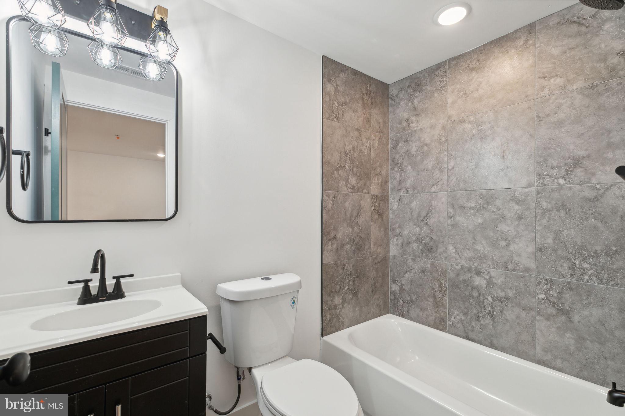 TEMPLE UNIVERSITY - Residential Lease