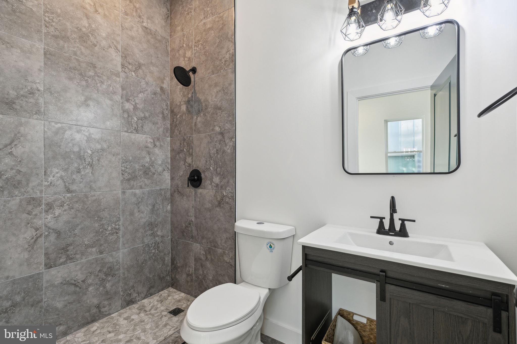 TEMPLE UNIVERSITY - Residential Lease