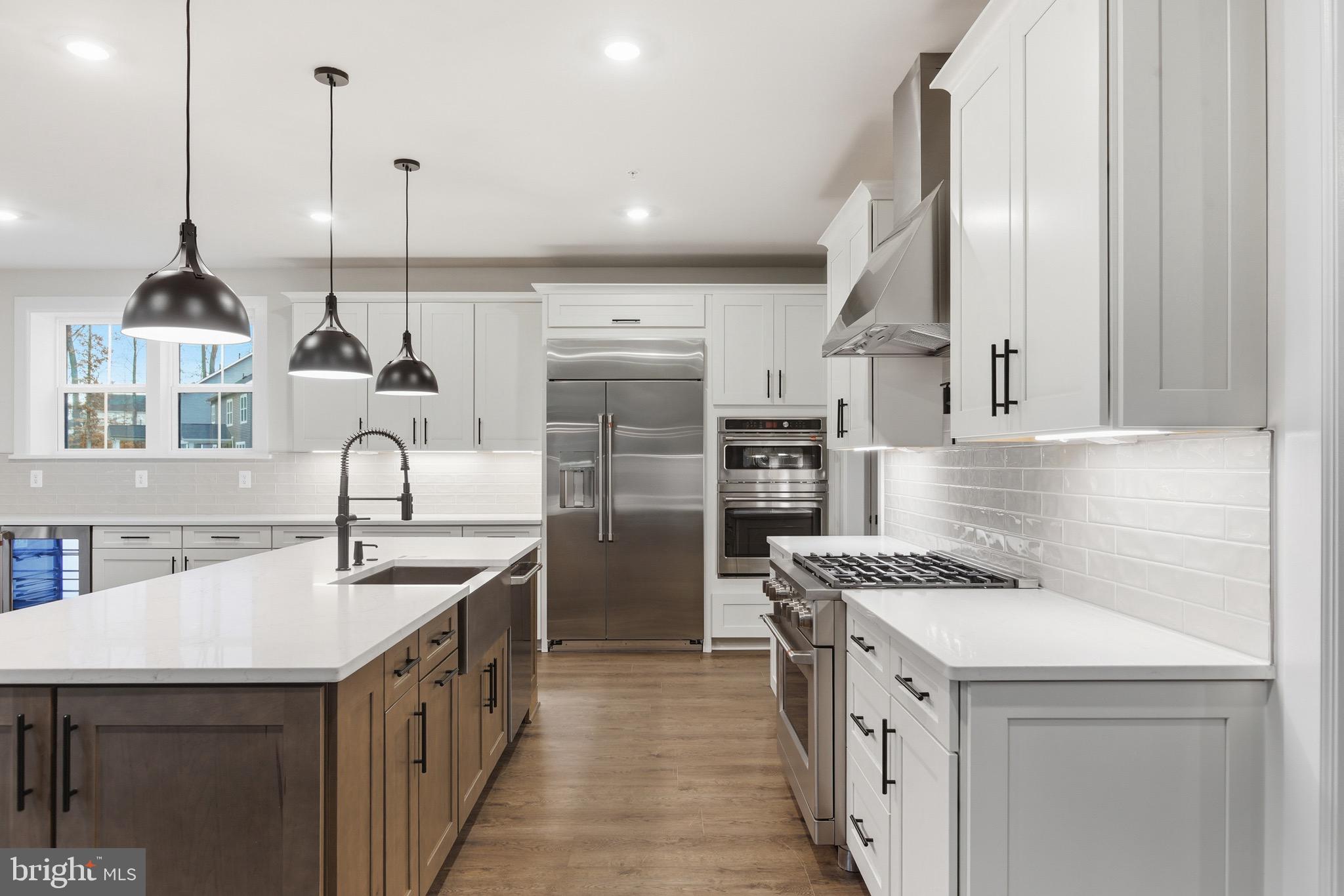 TWO RIVERS - Residential