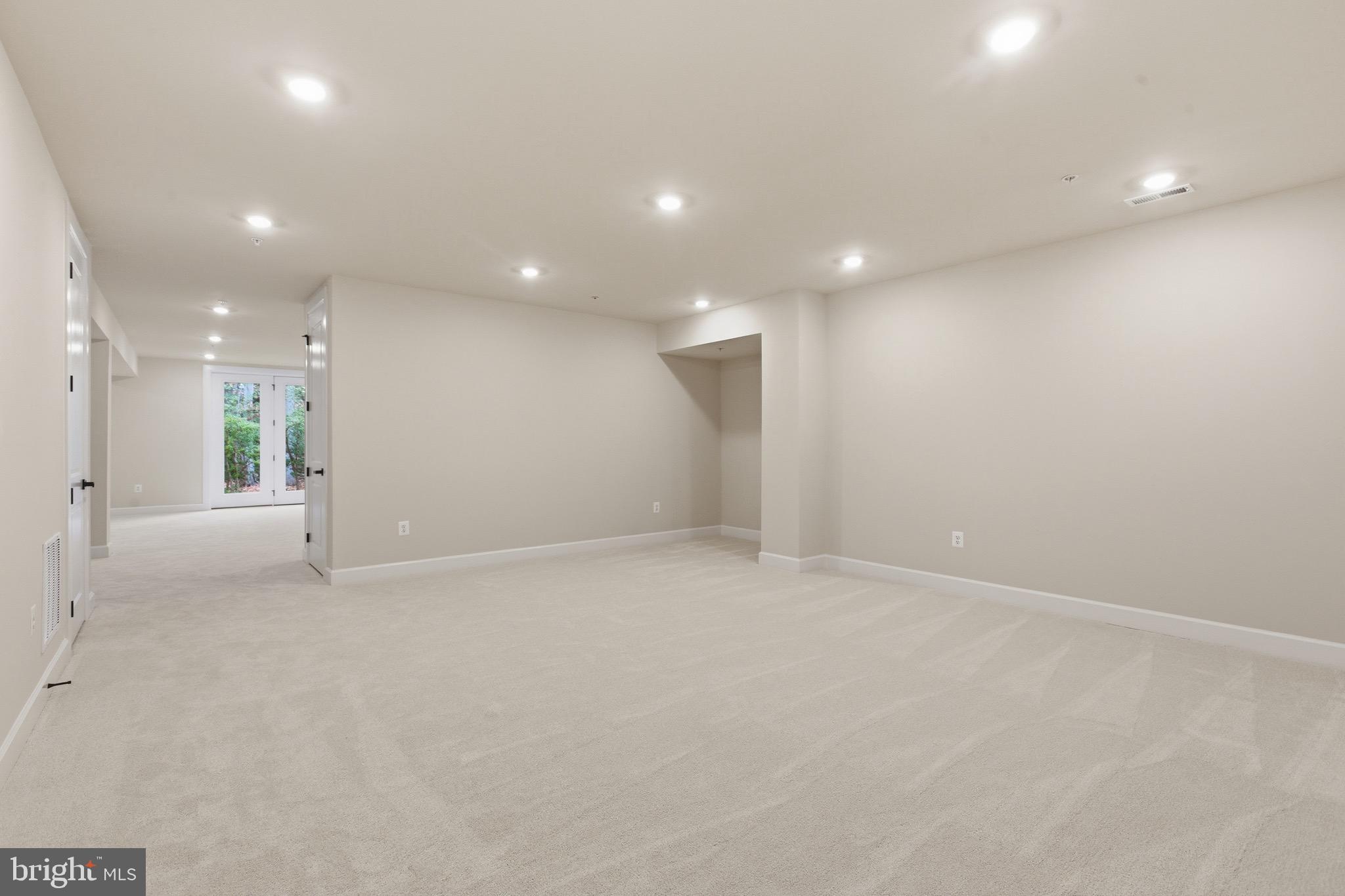 TWO RIVERS - Residential