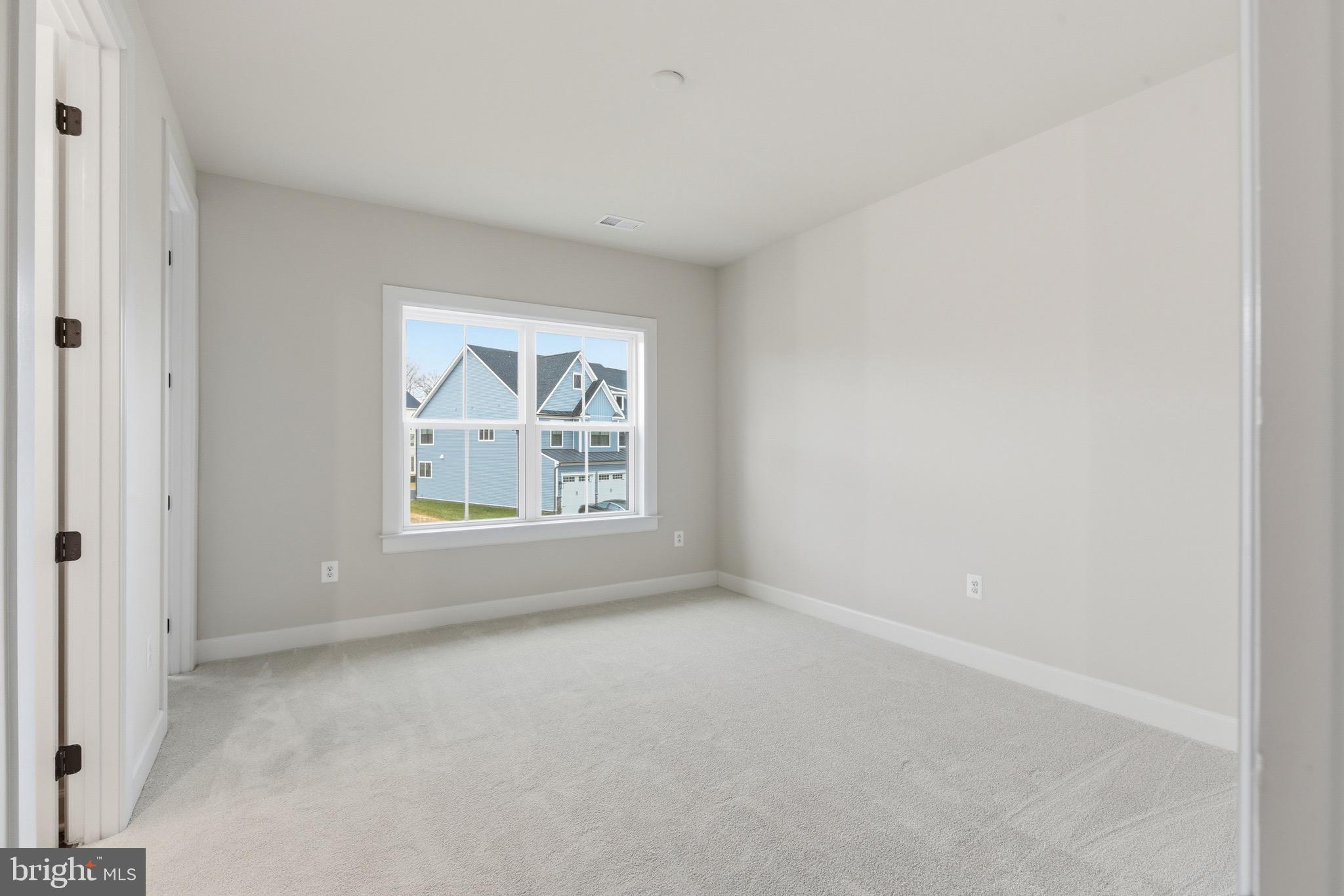 TWO RIVERS - Residential