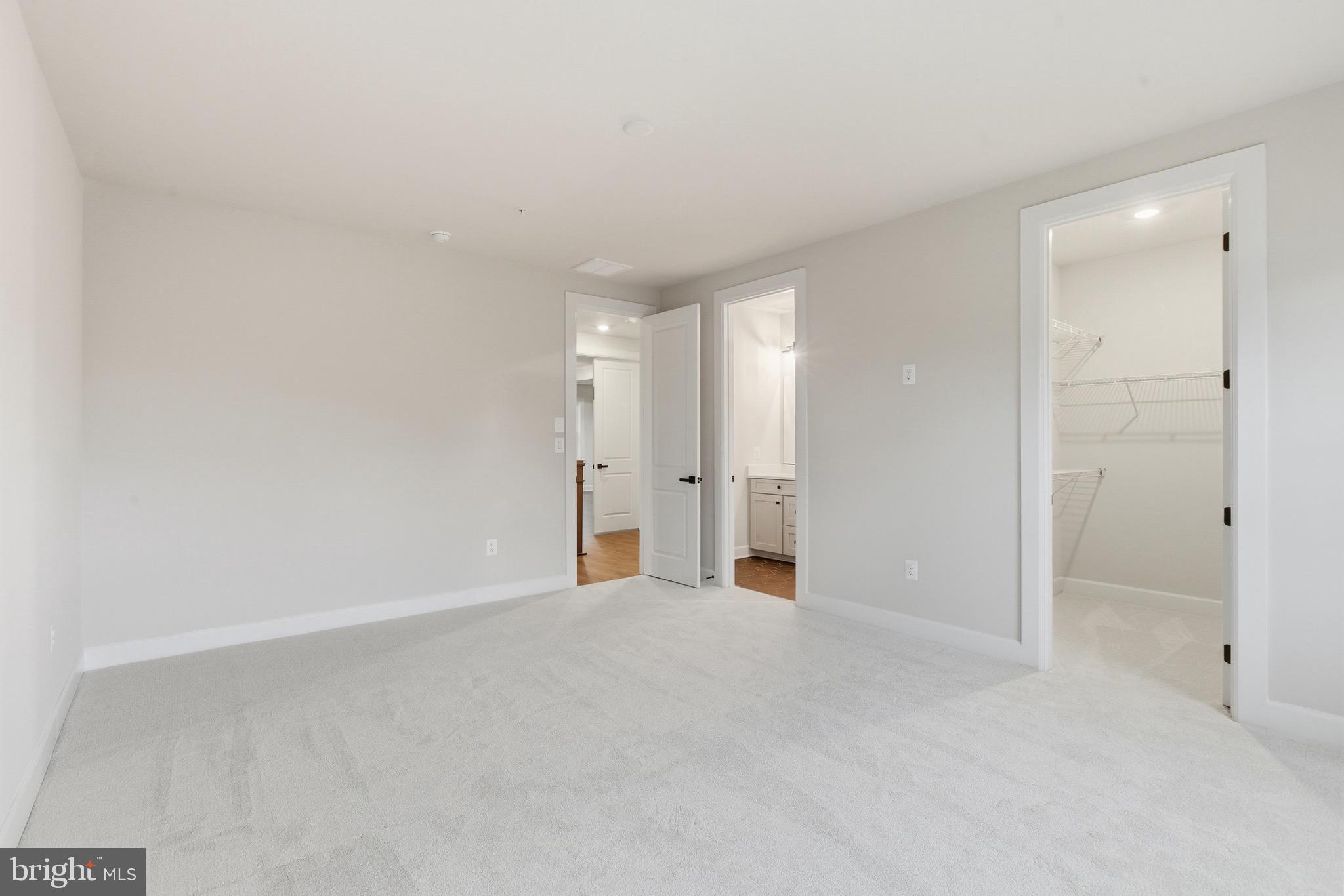 TWO RIVERS - Residential