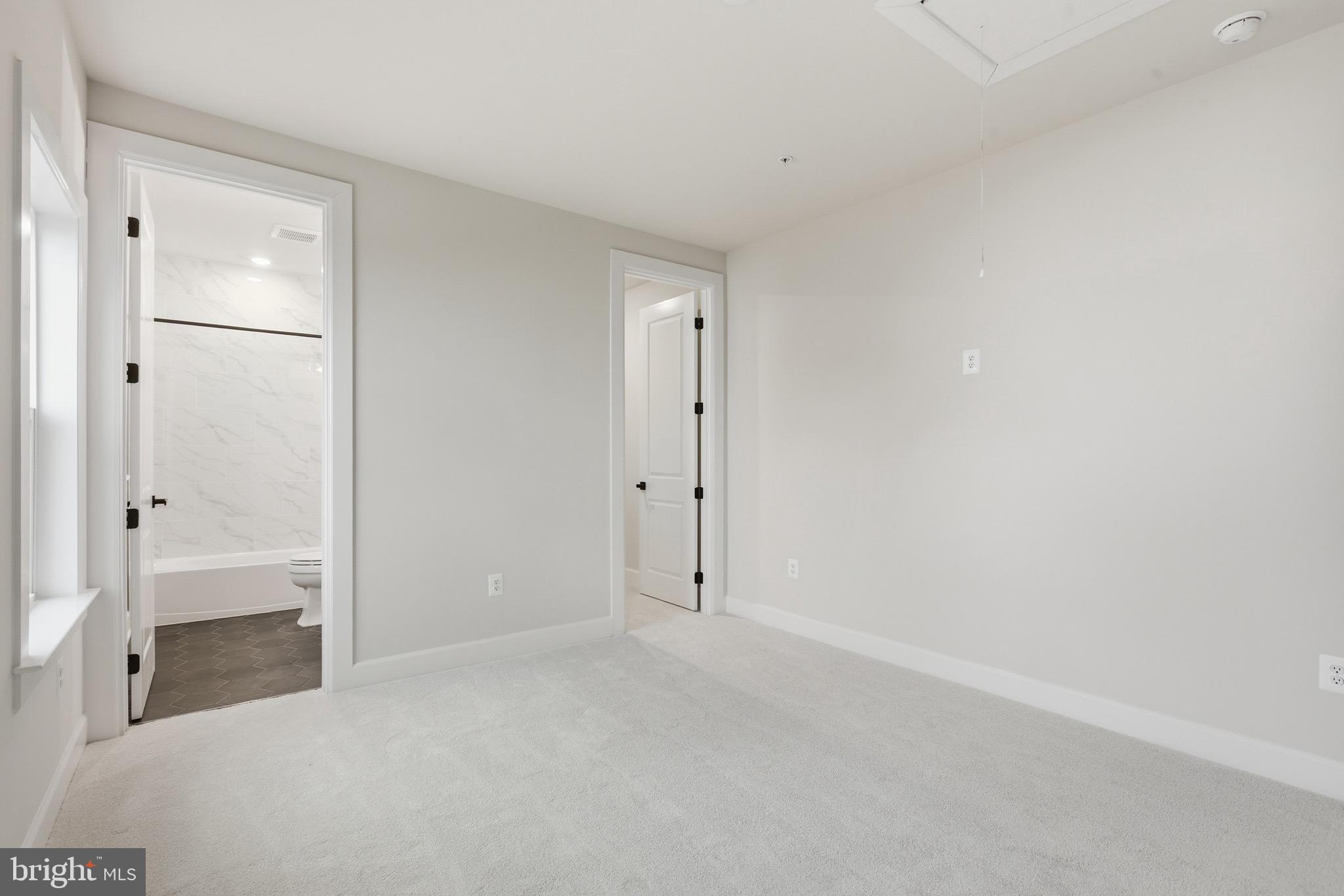 TWO RIVERS - Residential