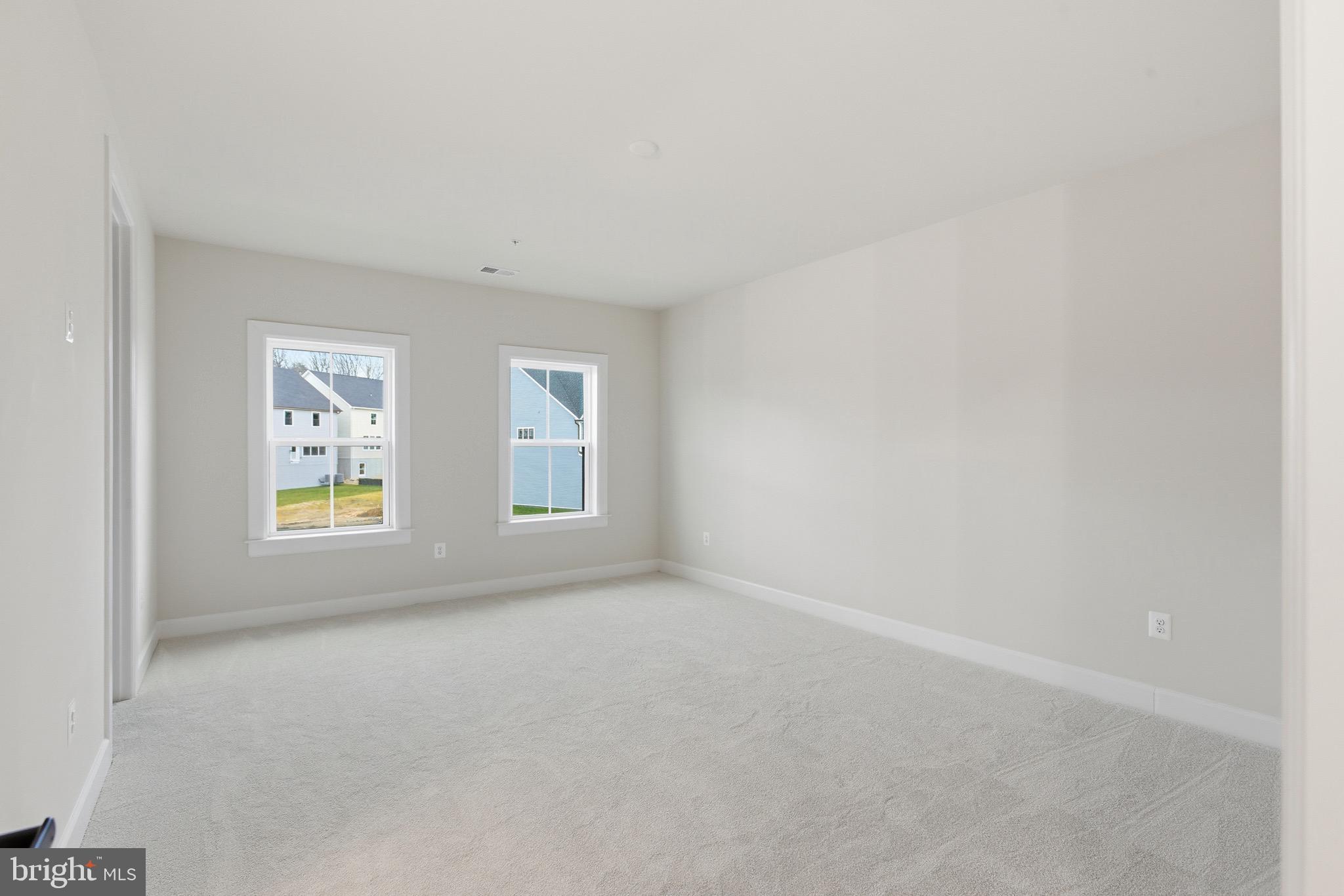 TWO RIVERS - Residential