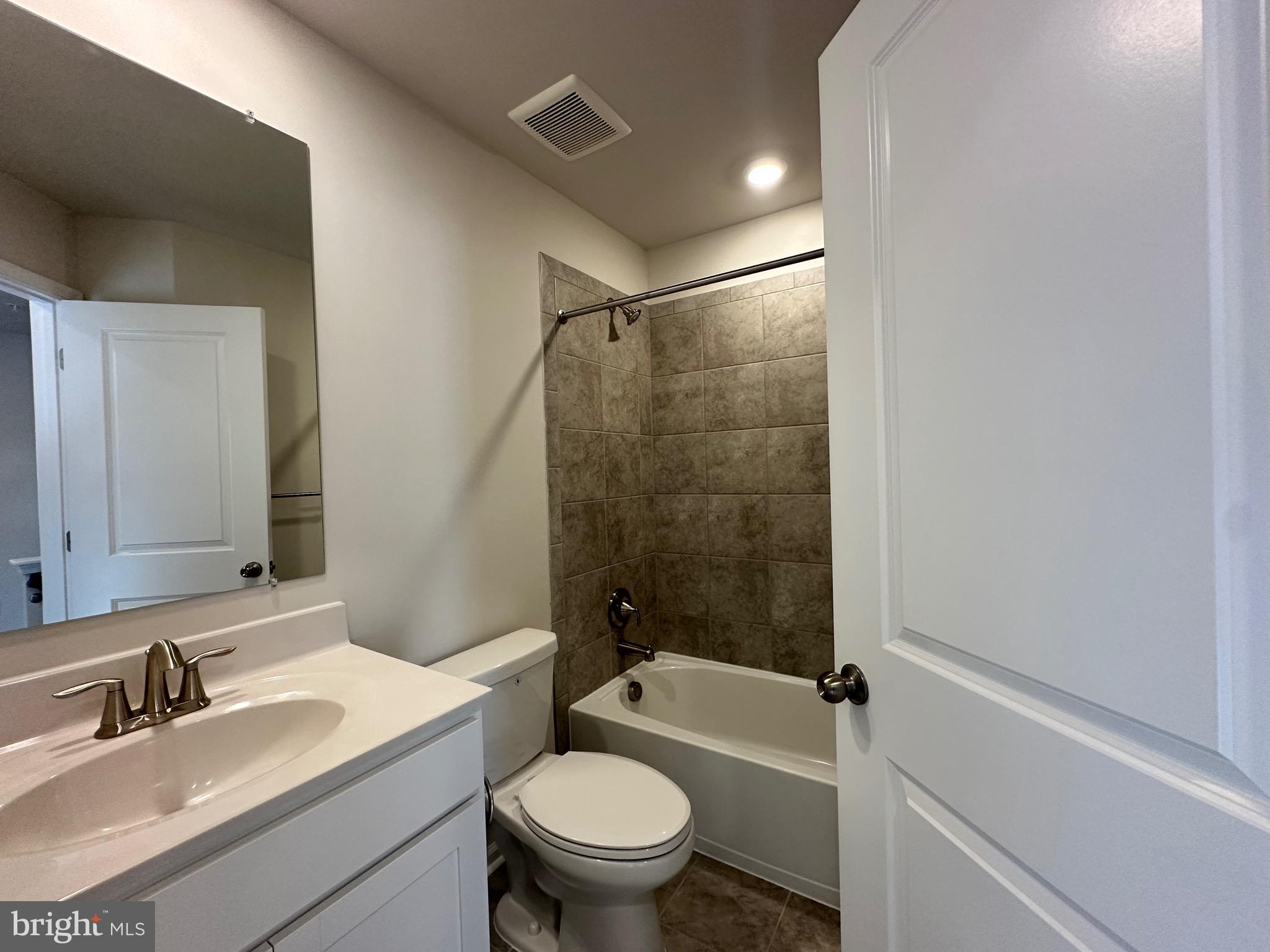 ST CHARLES - Residential