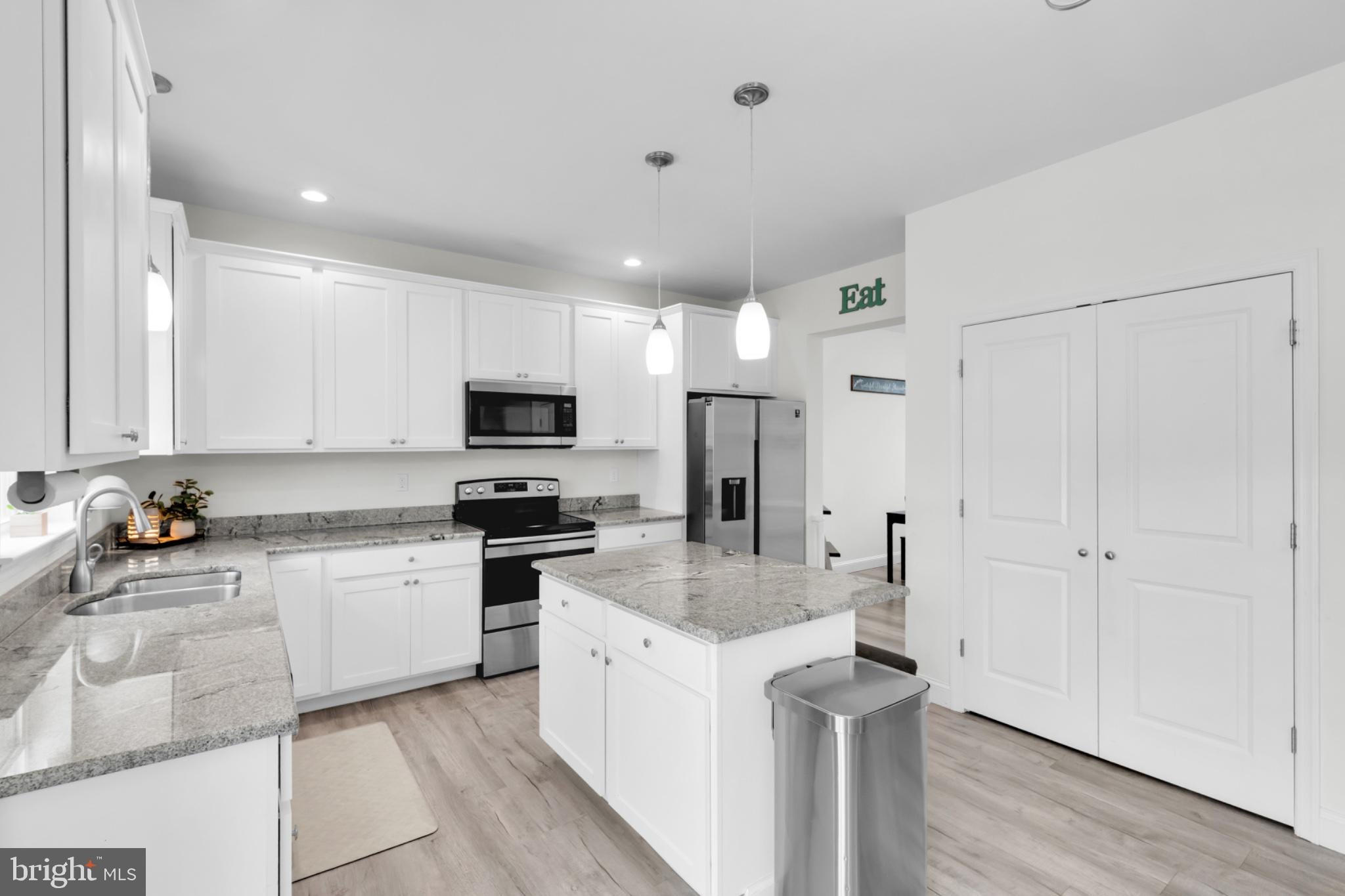 6224 RACHEL DRIVE