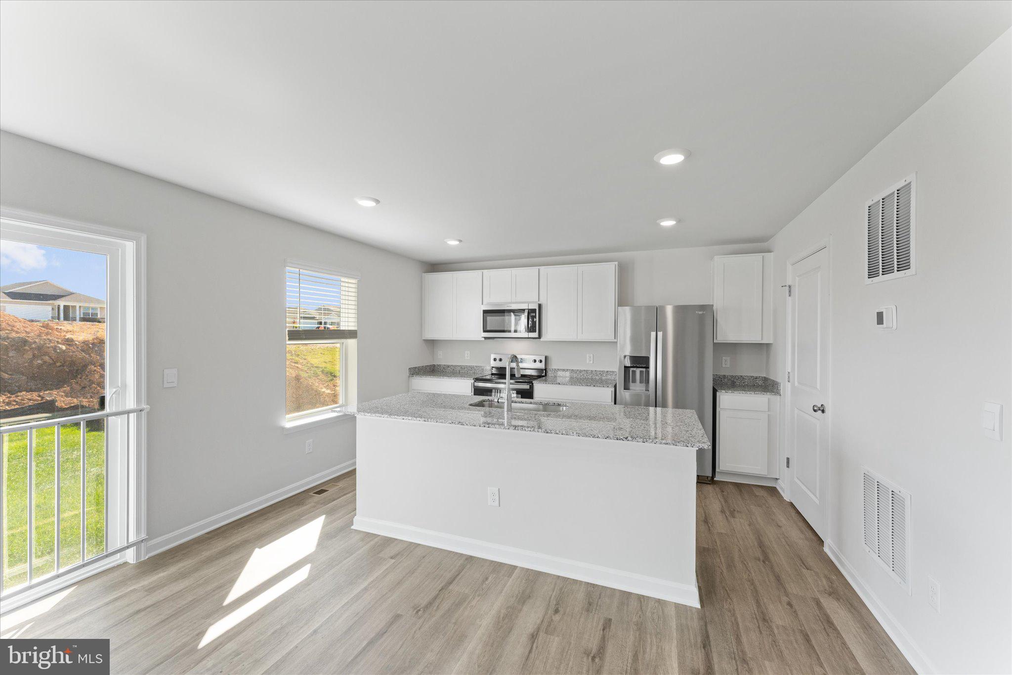 VALLEY VIEW - Residential Lease