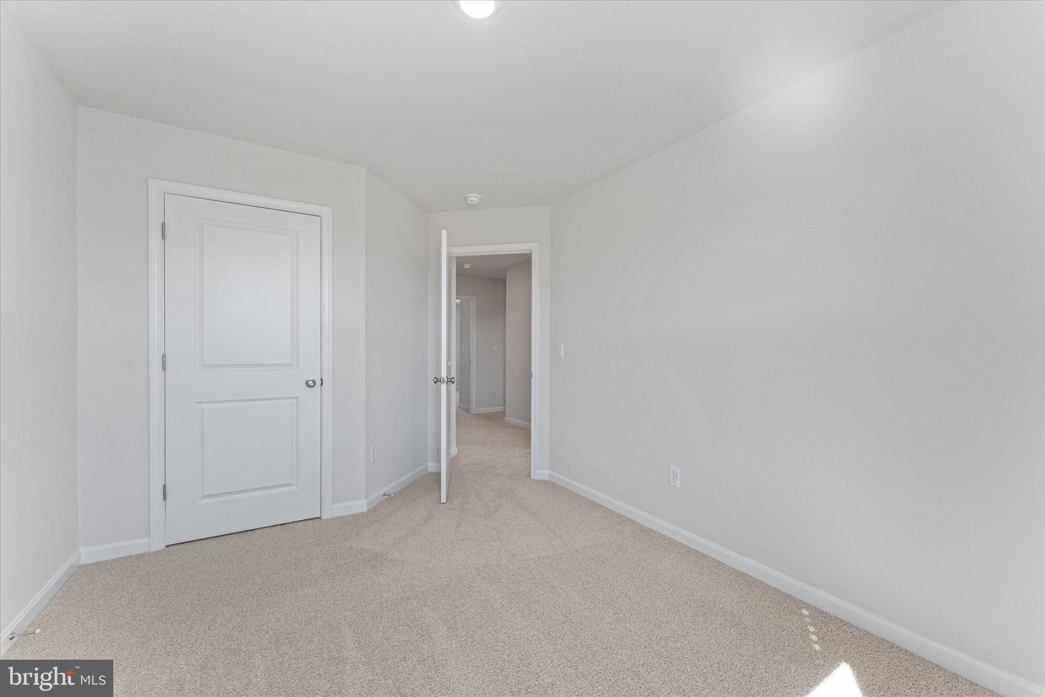 VALLEY VIEW - Residential Lease