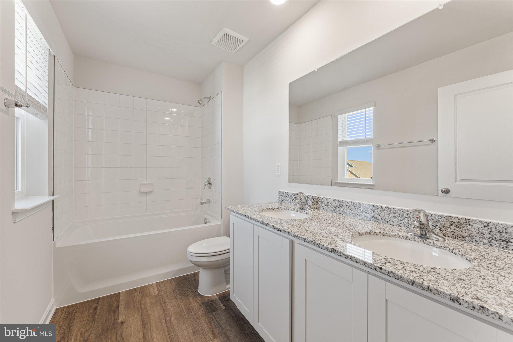 VALLEY VIEW - Residential Lease