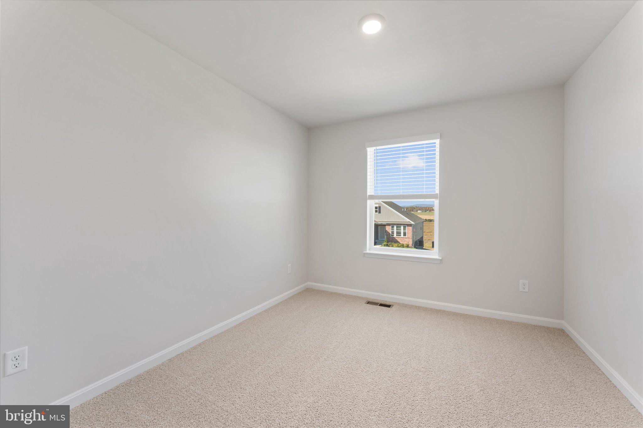 VALLEY VIEW - Residential Lease