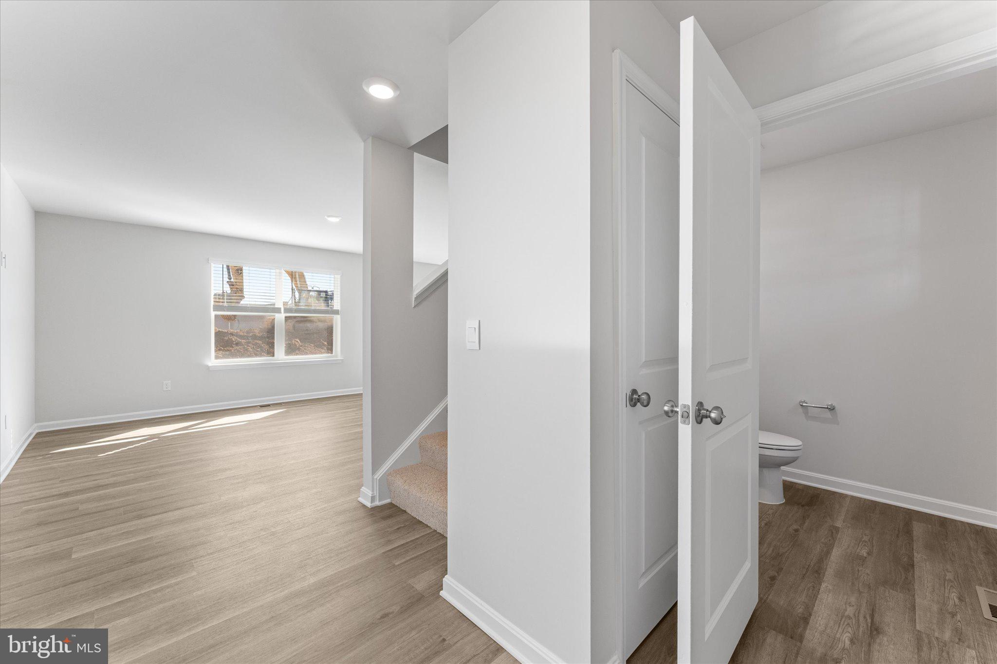 VALLEY VIEW - Residential Lease