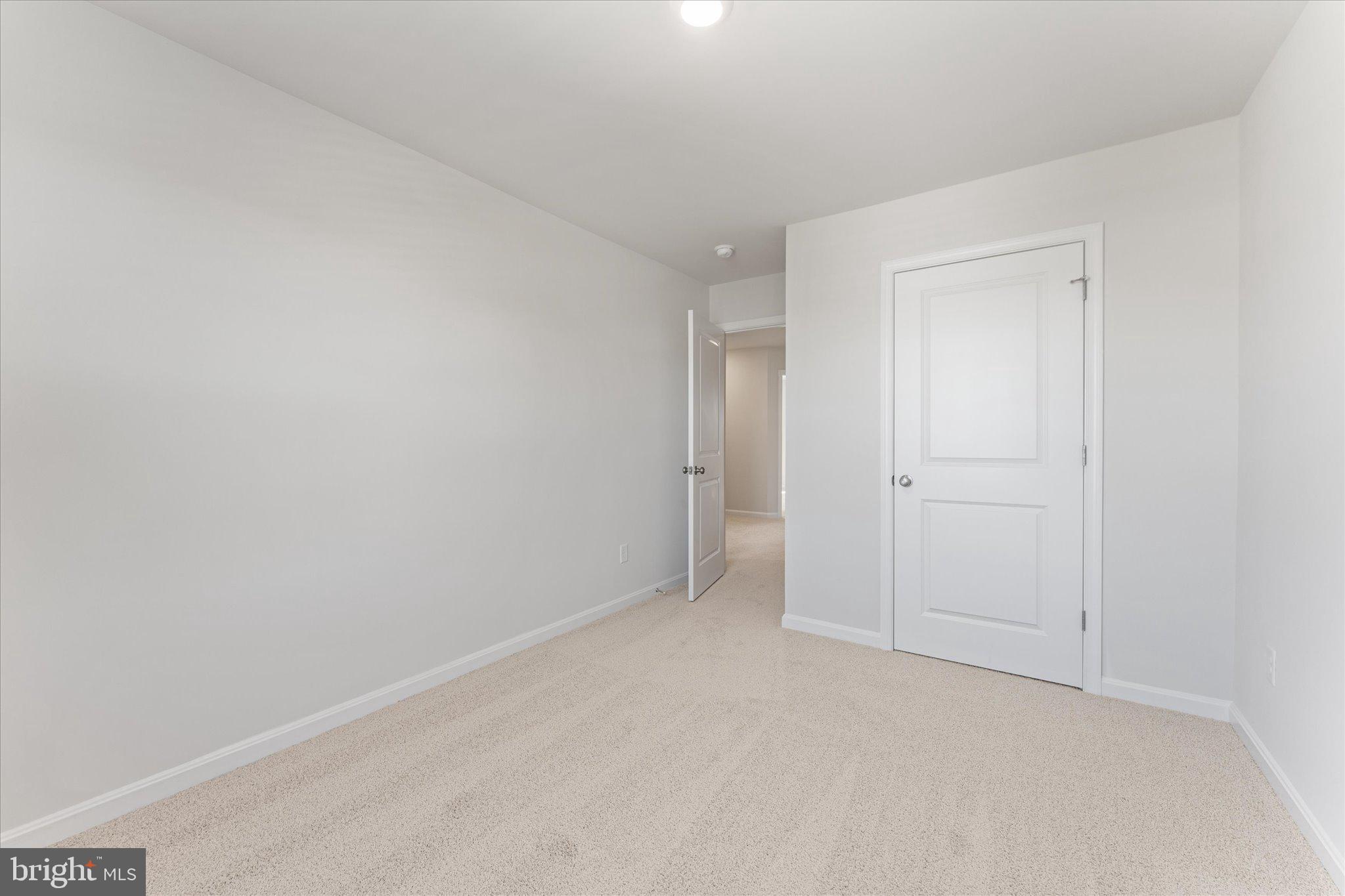 VALLEY VIEW - Residential Lease