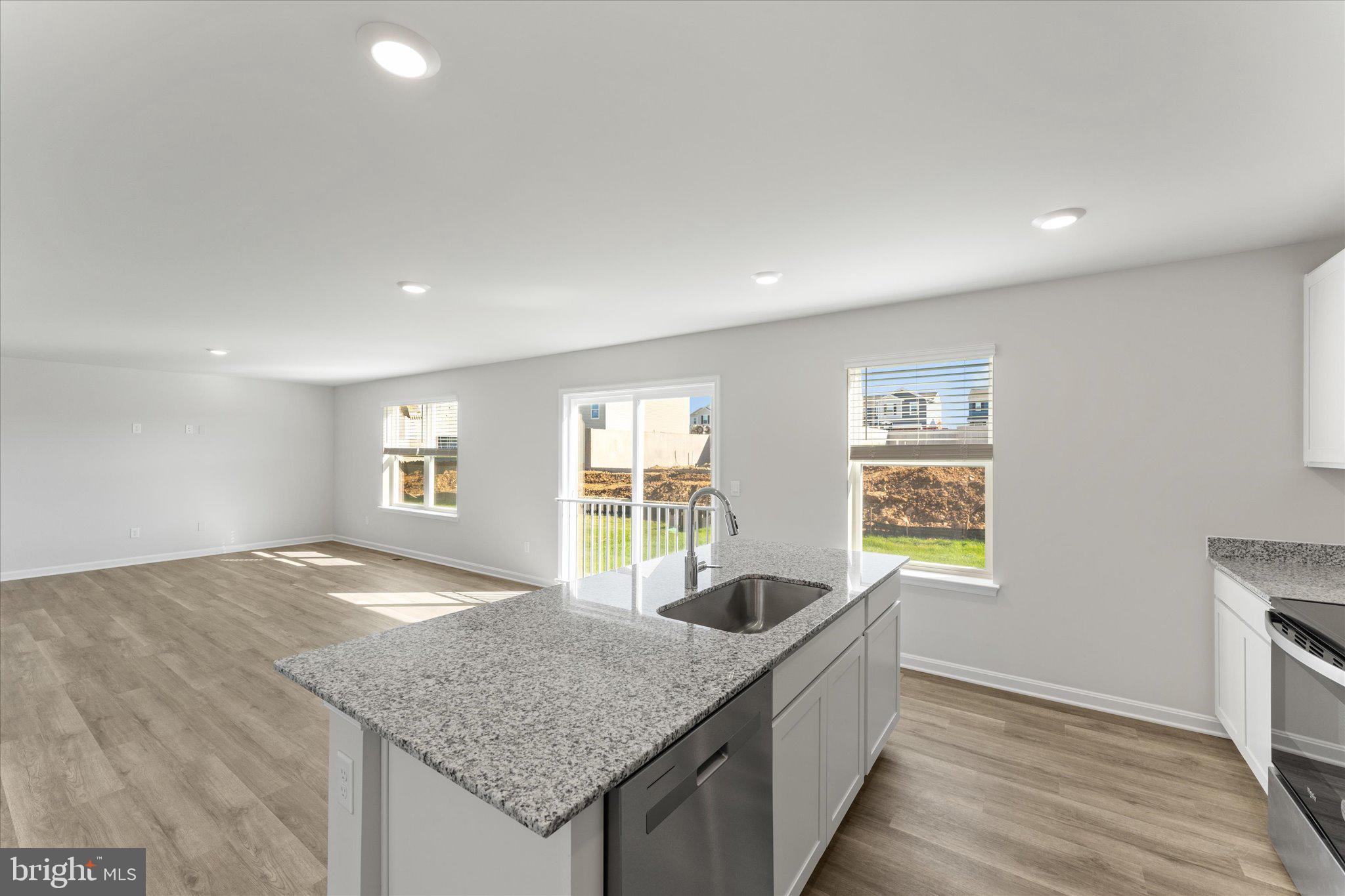 VALLEY VIEW - Residential Lease