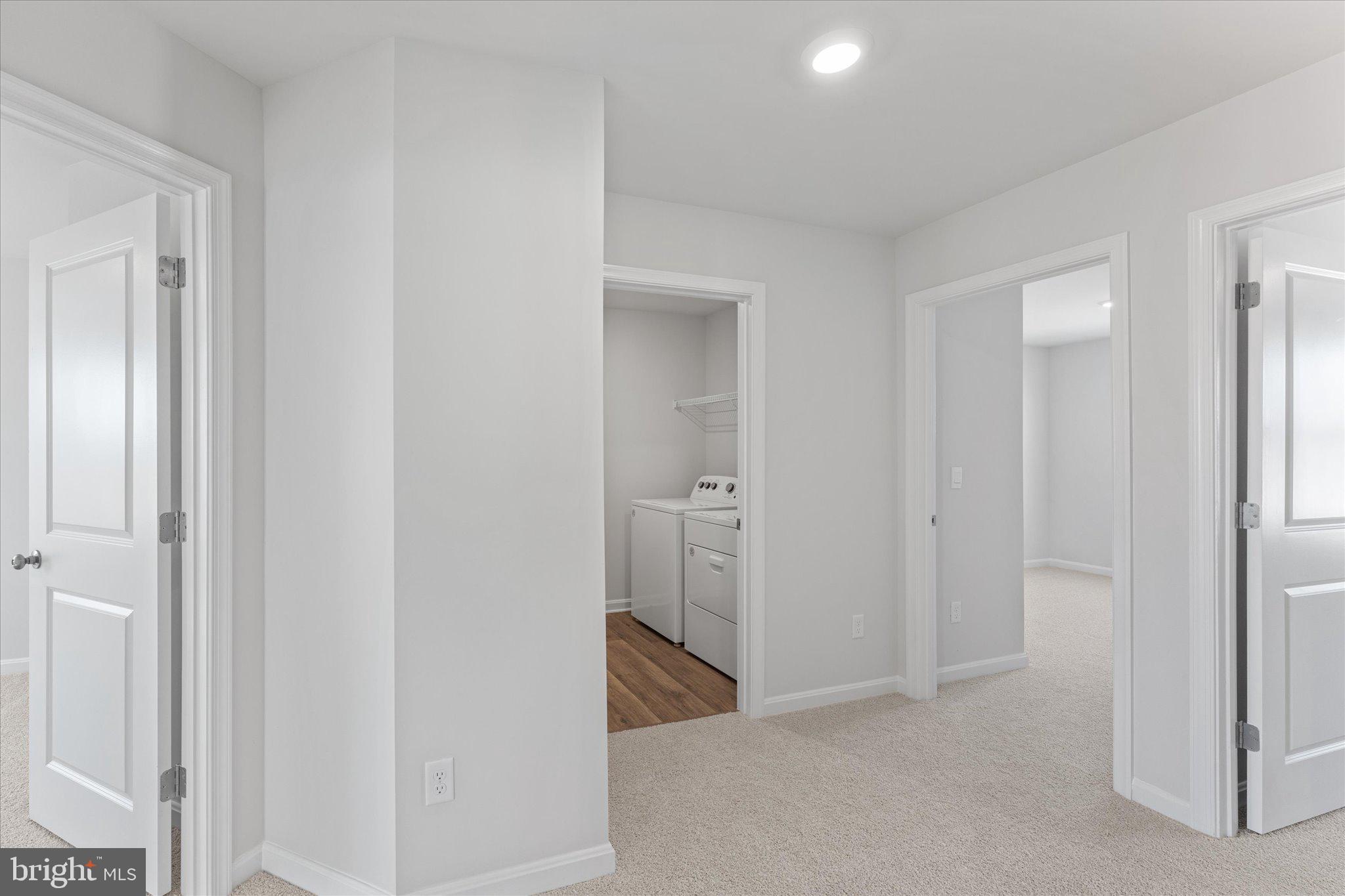 VALLEY VIEW - Residential Lease