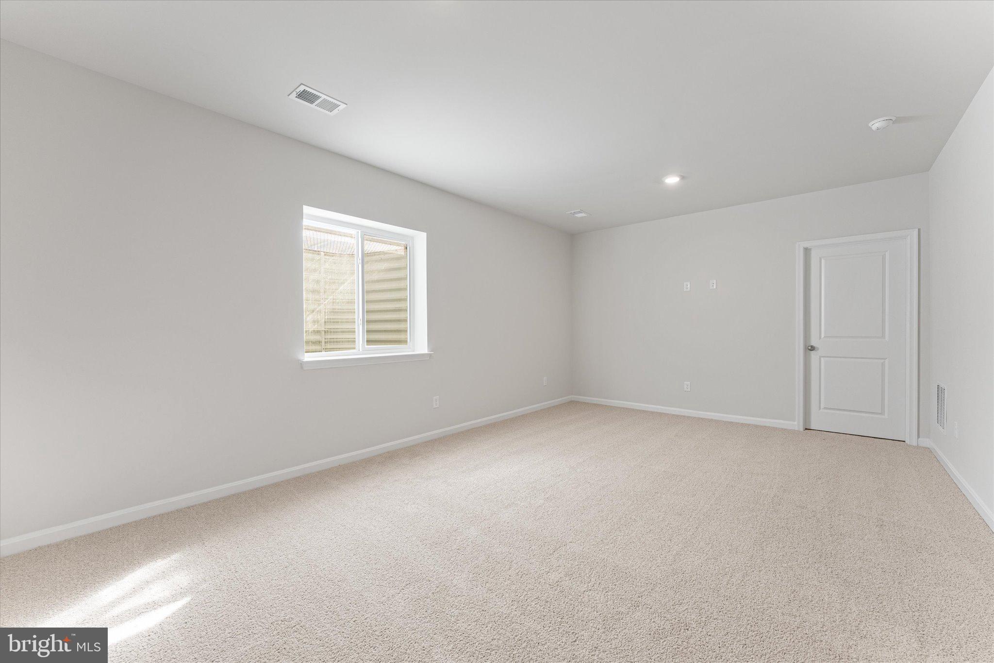 VALLEY VIEW - Residential Lease