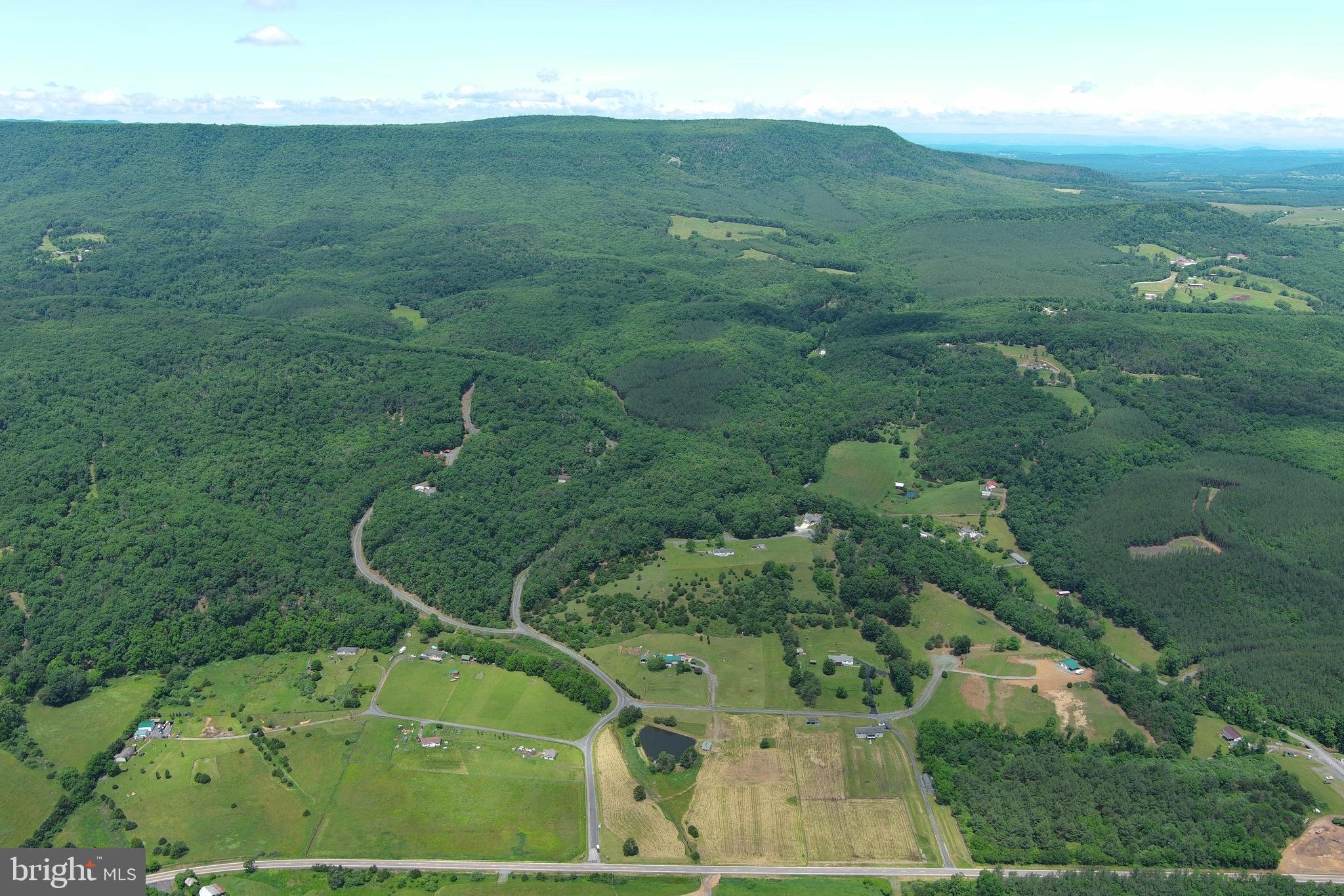 CRESCENT CROSSING - Land
