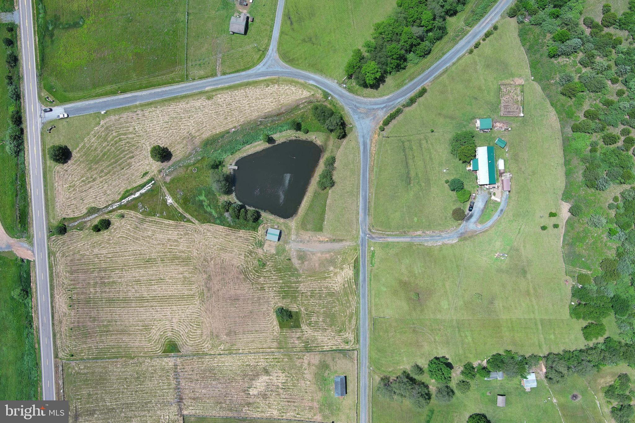 CRESCENT CROSSING - Land