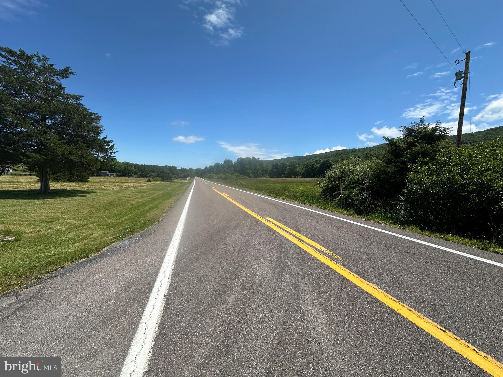 CRESCENT CROSSING - Land