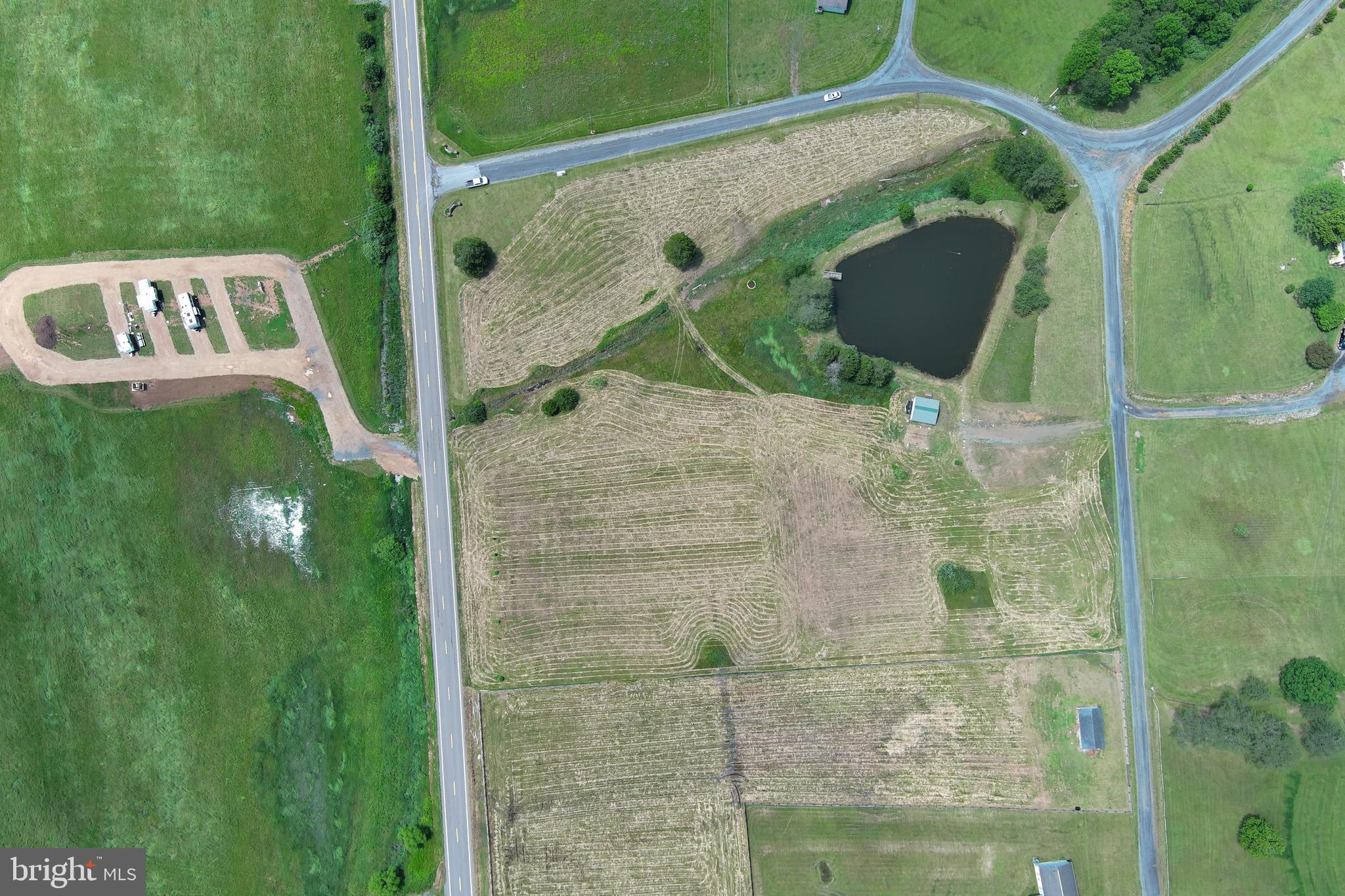 CRESCENT CROSSING - Land