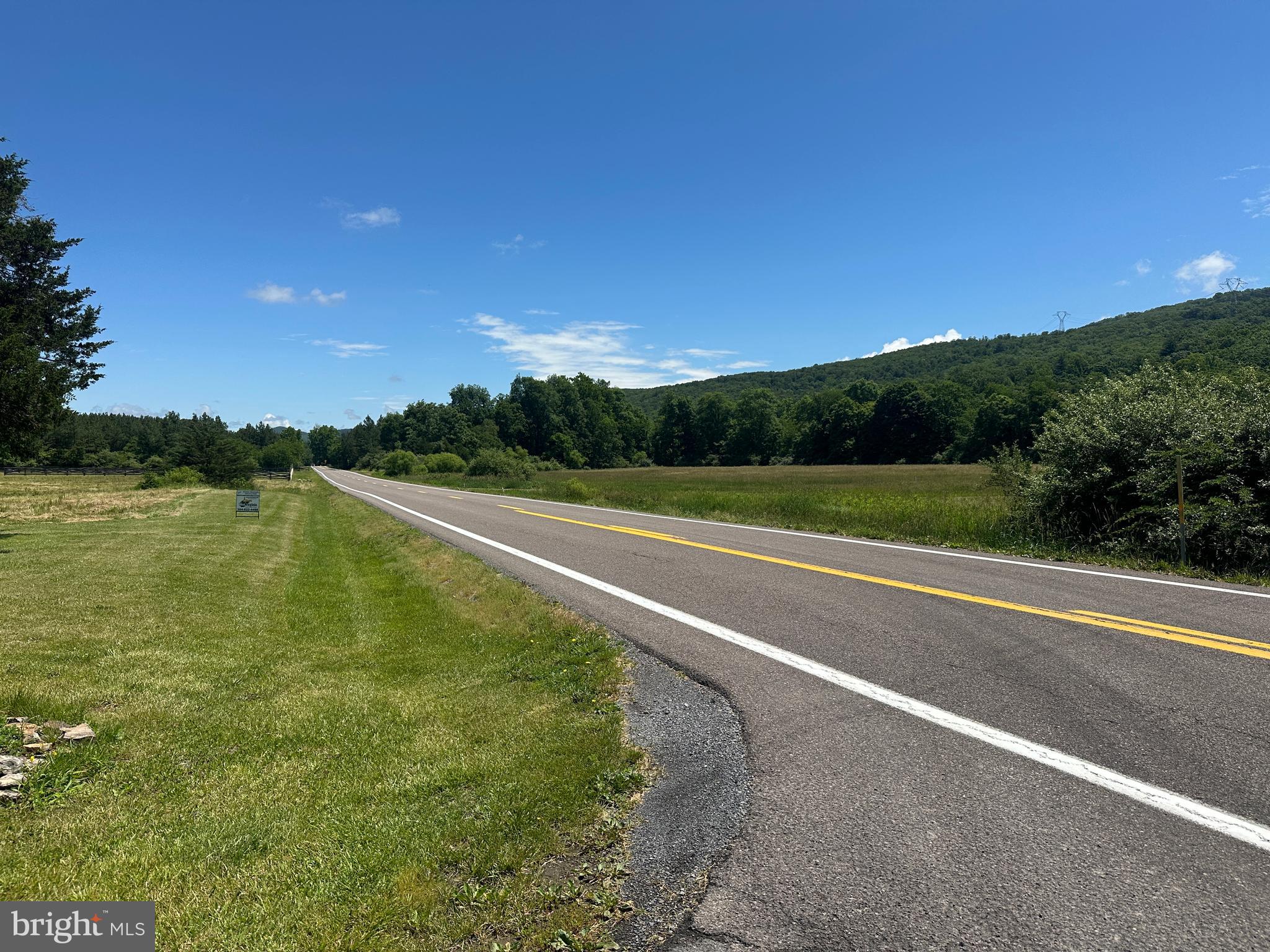 CRESCENT CROSSING - Land